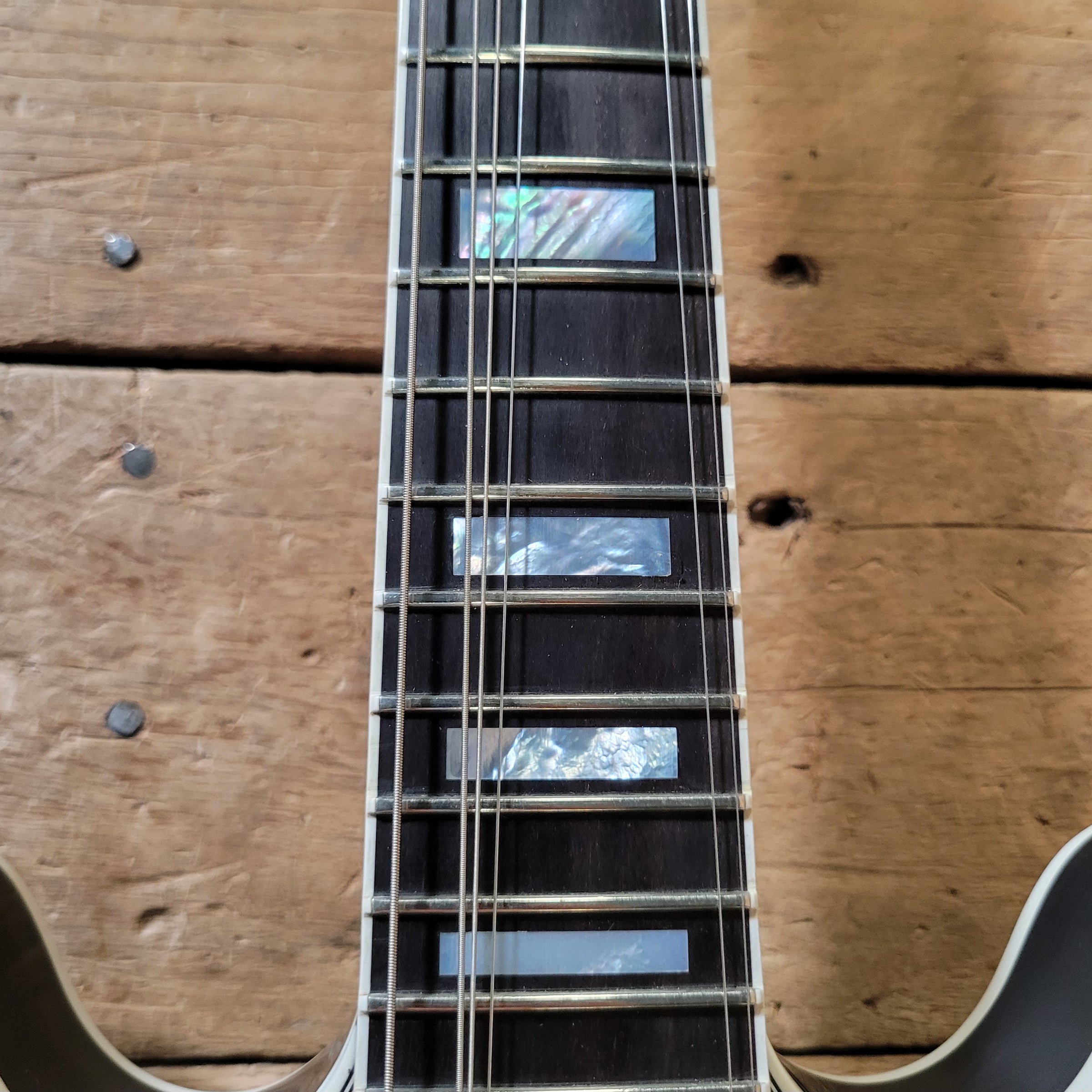 Gibson B.B. King "Lucille" Signature 2004 — Signed by B.B. King