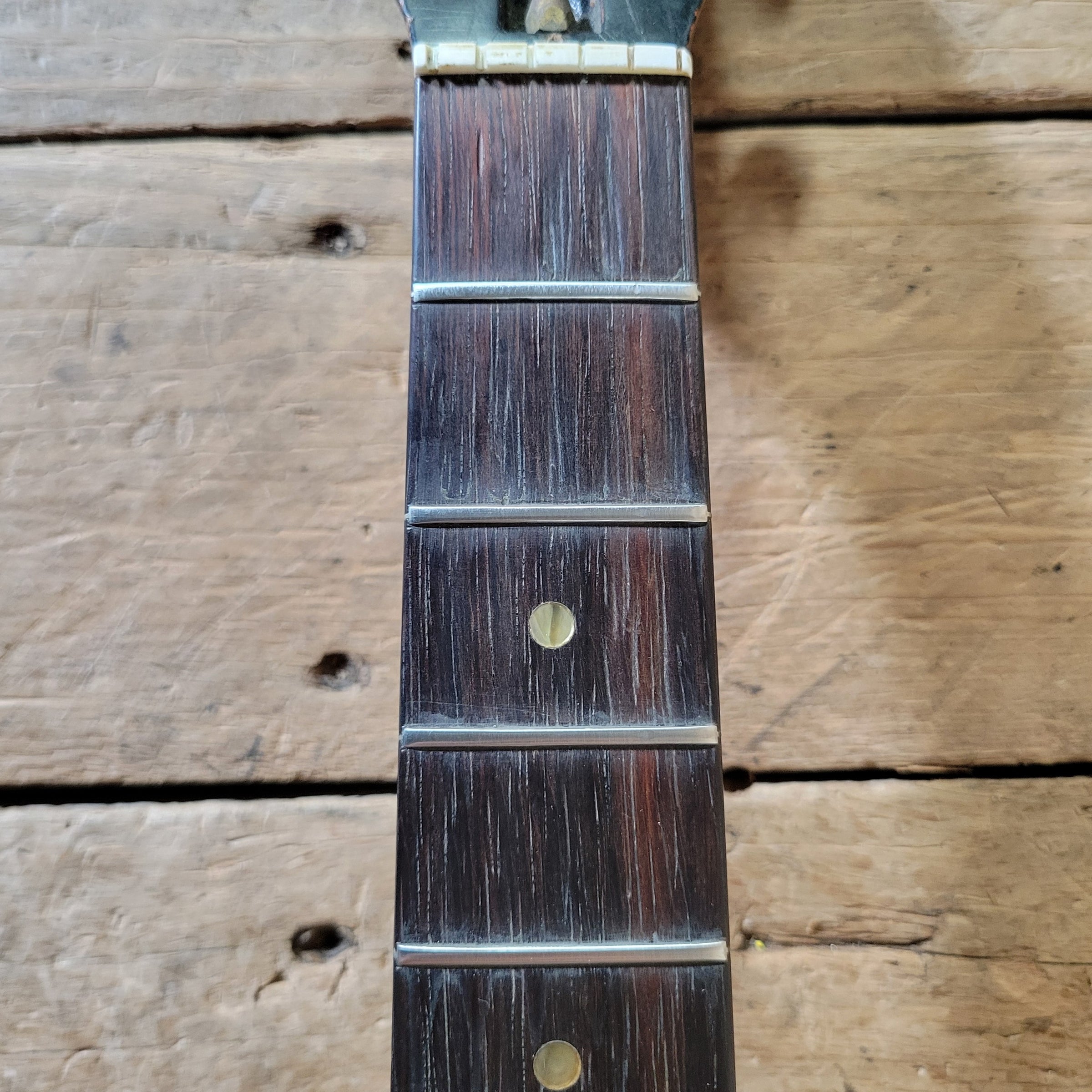 Gibson B-25 N 6 String with 1 11/16" nut
