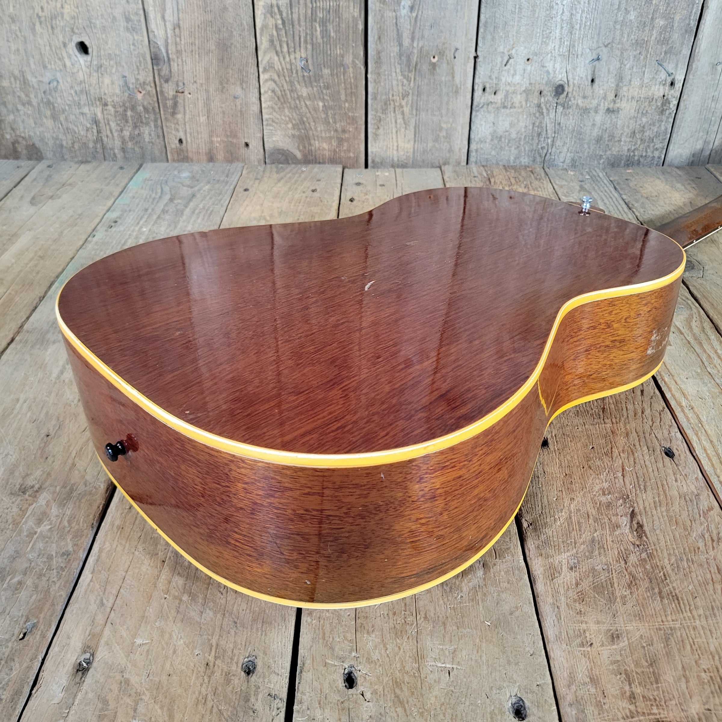 Gibson B-25 N 6 String with 1 11/16" nut