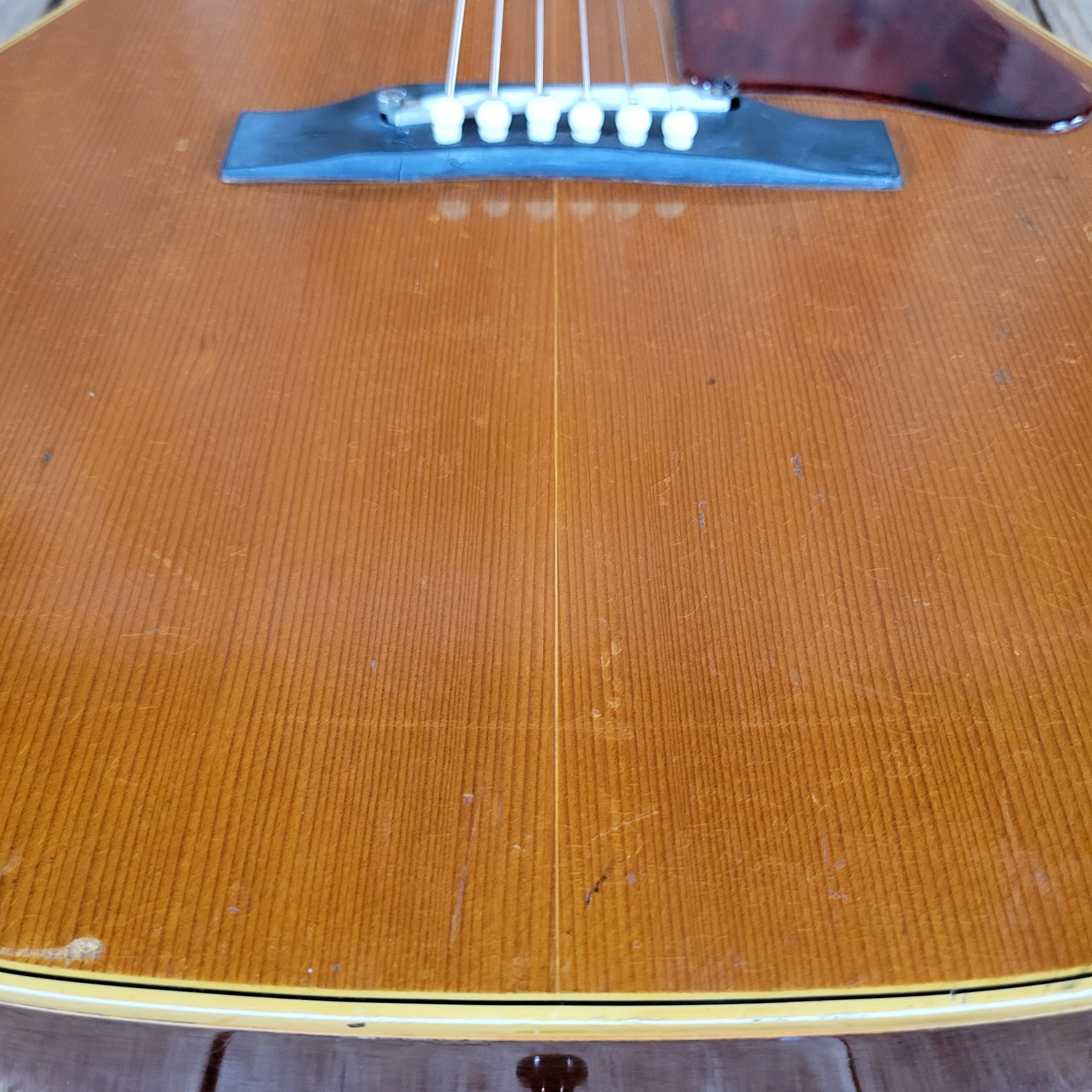 Gibson B-25 N 6 String with 1 11/16" nut