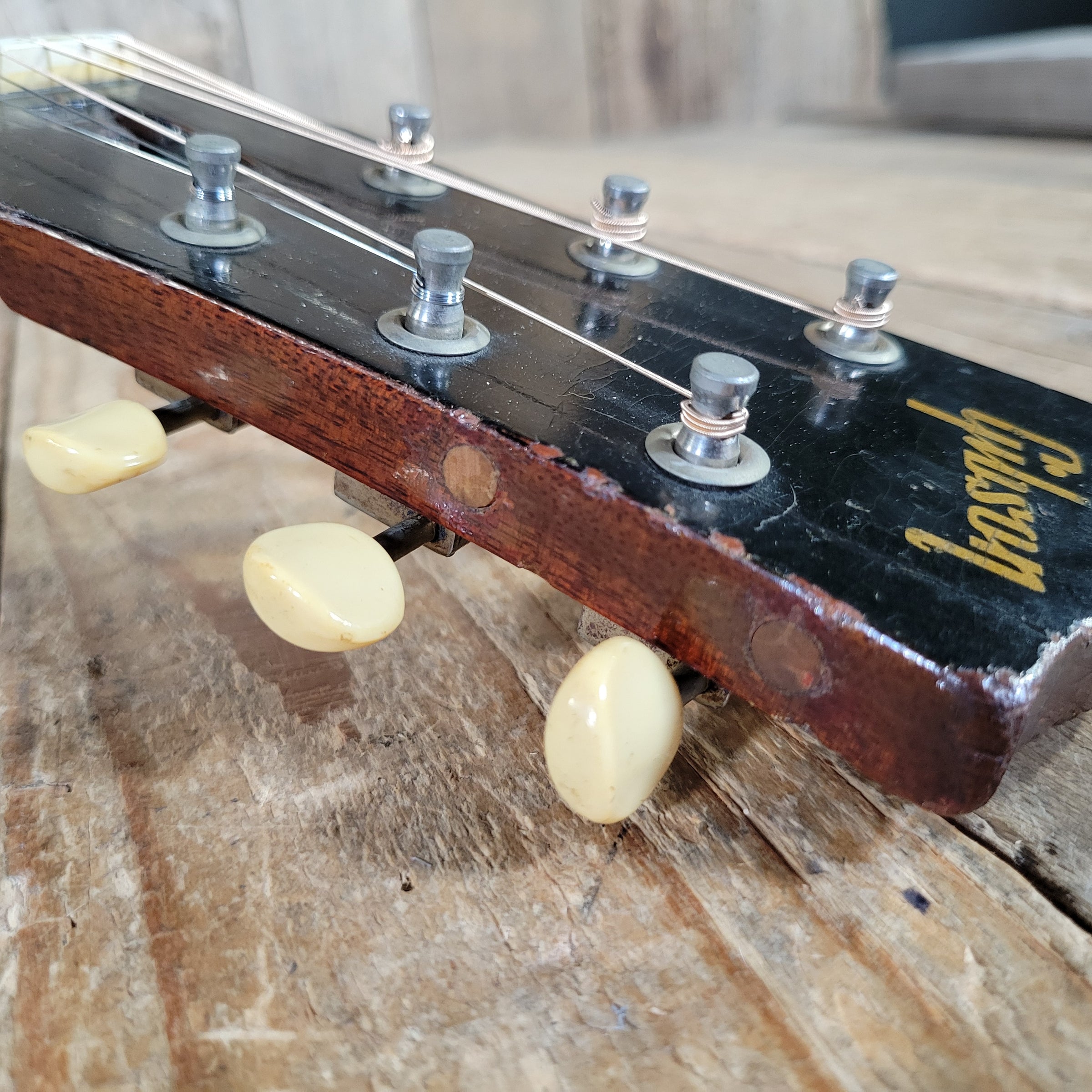 Gibson B-25 N 6 String with 1 11/16" nut