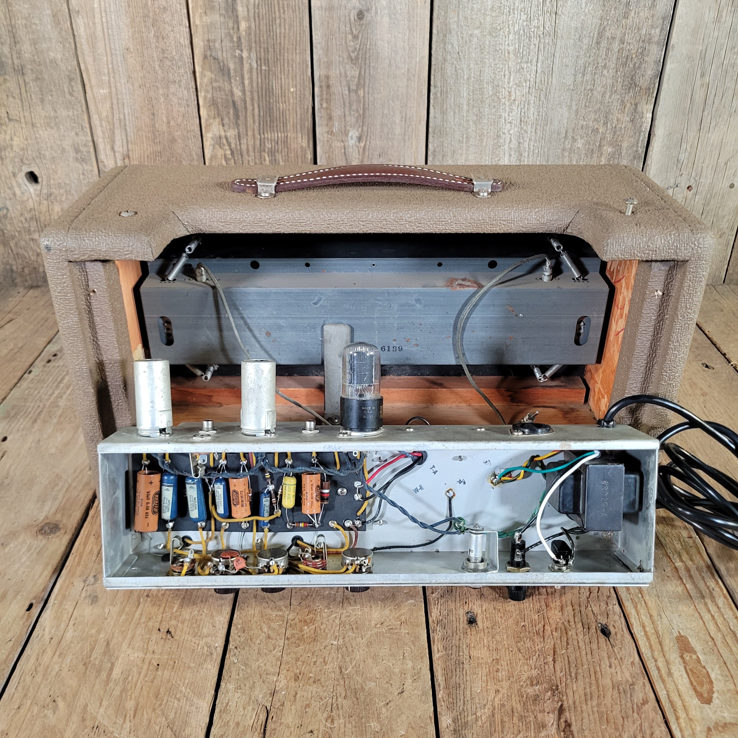 Fender Reverb Unit 6G15-A 1961 Brown Tolex