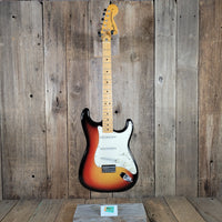 Fender 1974 Stratocaster Hardtail Sunburst Near Mint w/Case