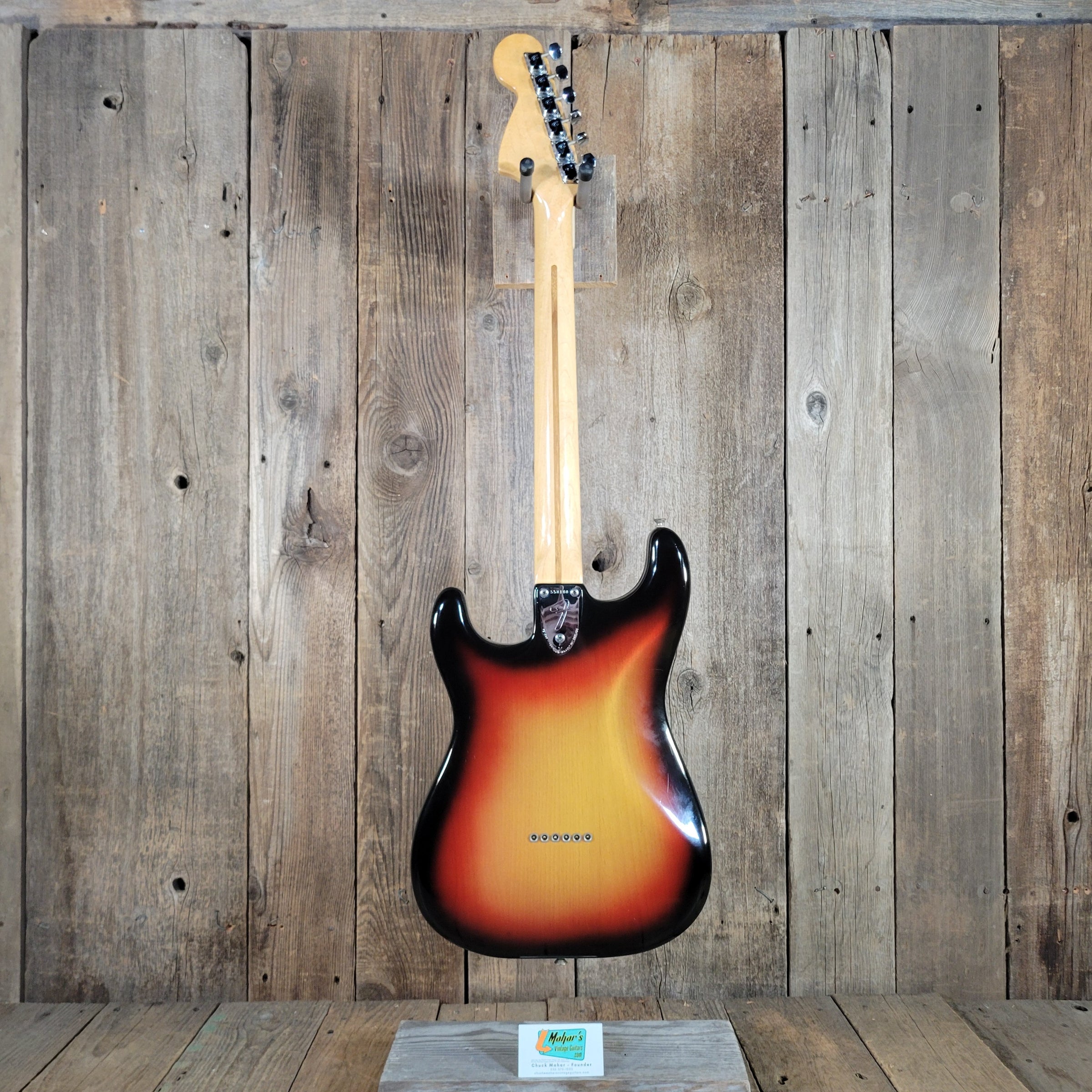 Fender 1974 Stratocaster Hardtail Sunburst Near Mint w/Case