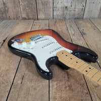Fender 1974 Stratocaster Hardtail Sunburst Near Mint w/Case