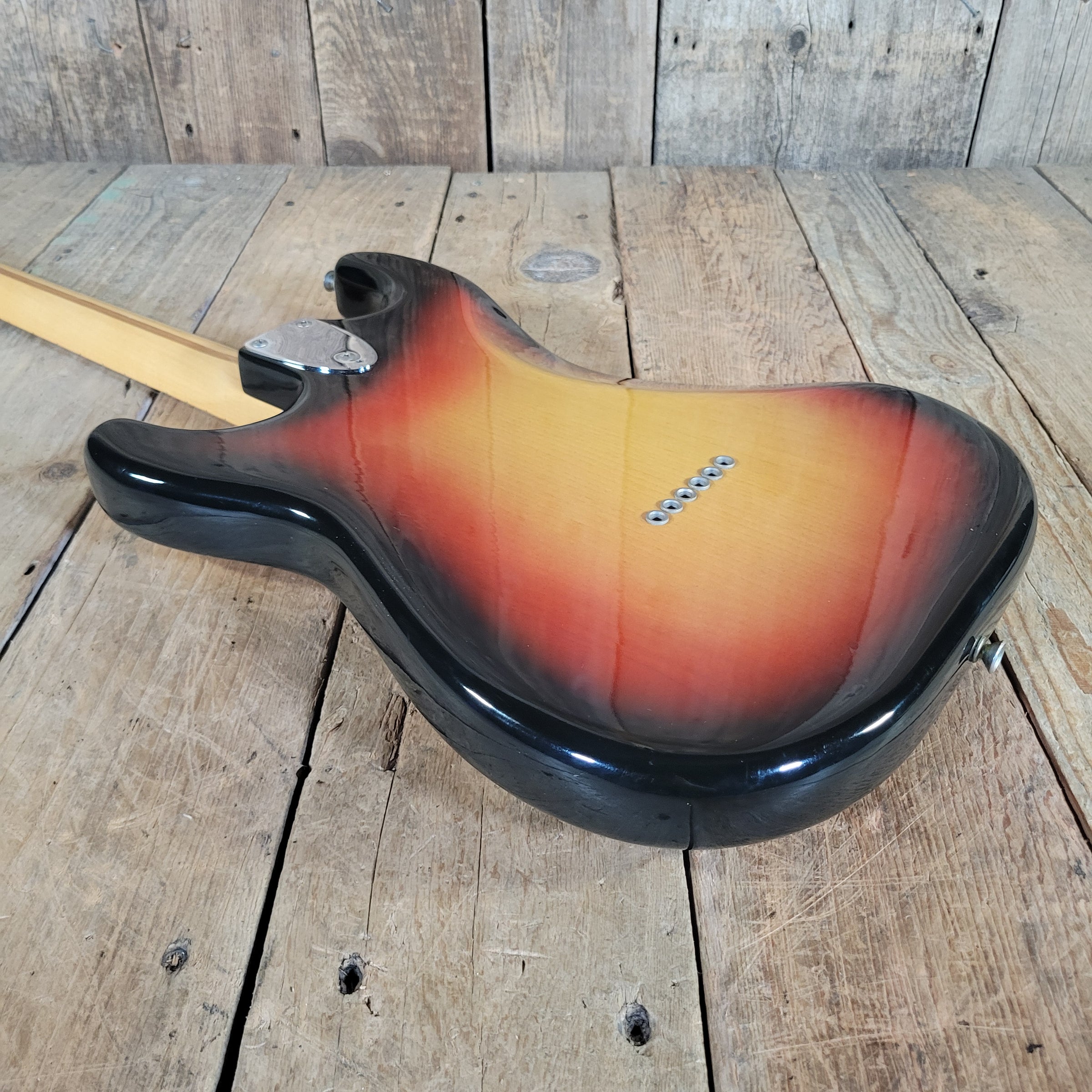 Fender 1974 Stratocaster Hardtail Sunburst Near Mint w/Case