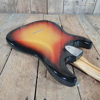 Fender 1974 Stratocaster Hardtail Sunburst Near Mint w/Case