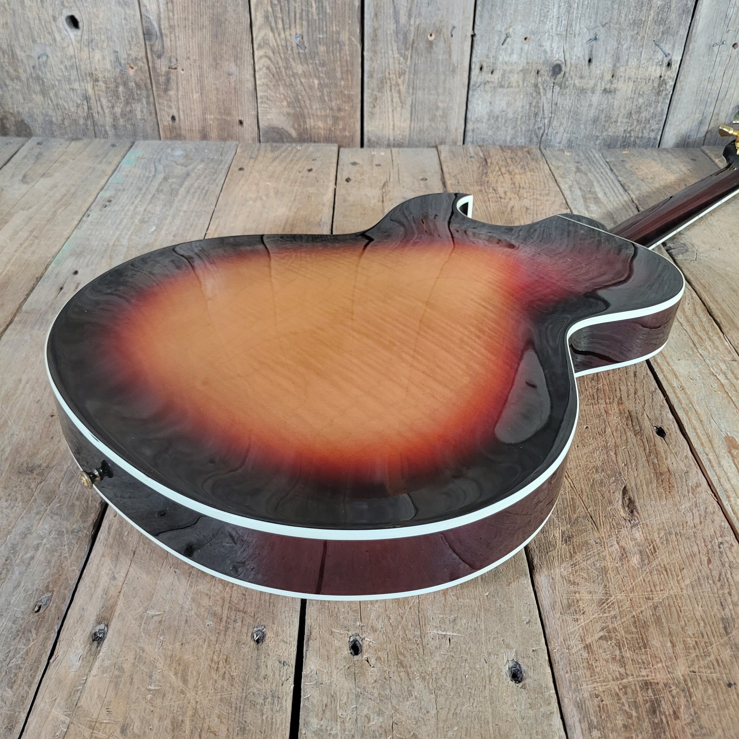 Gibson 2005 ES-137 Custom Sunburst Semi Hollow Electric Guitar Excellent