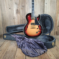 Gibson 2005 ES-137 Custom Sunburst Semi Hollow Electric Guitar Excellent