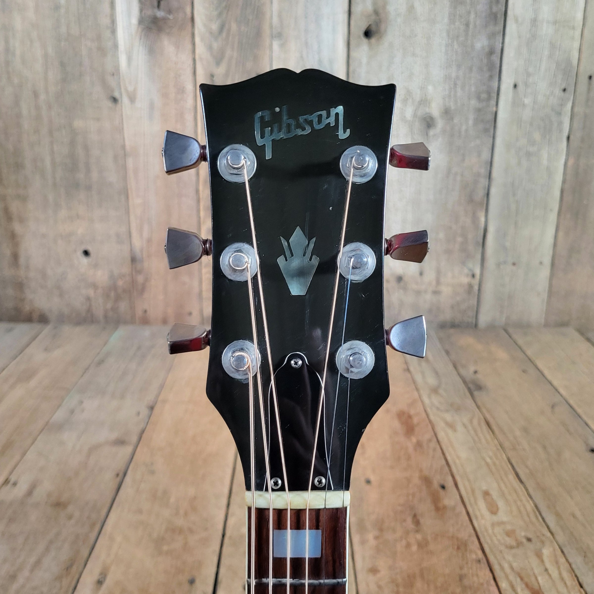 Gibson 1975 Hummingbird Custom Cherry Sunburst Very Good