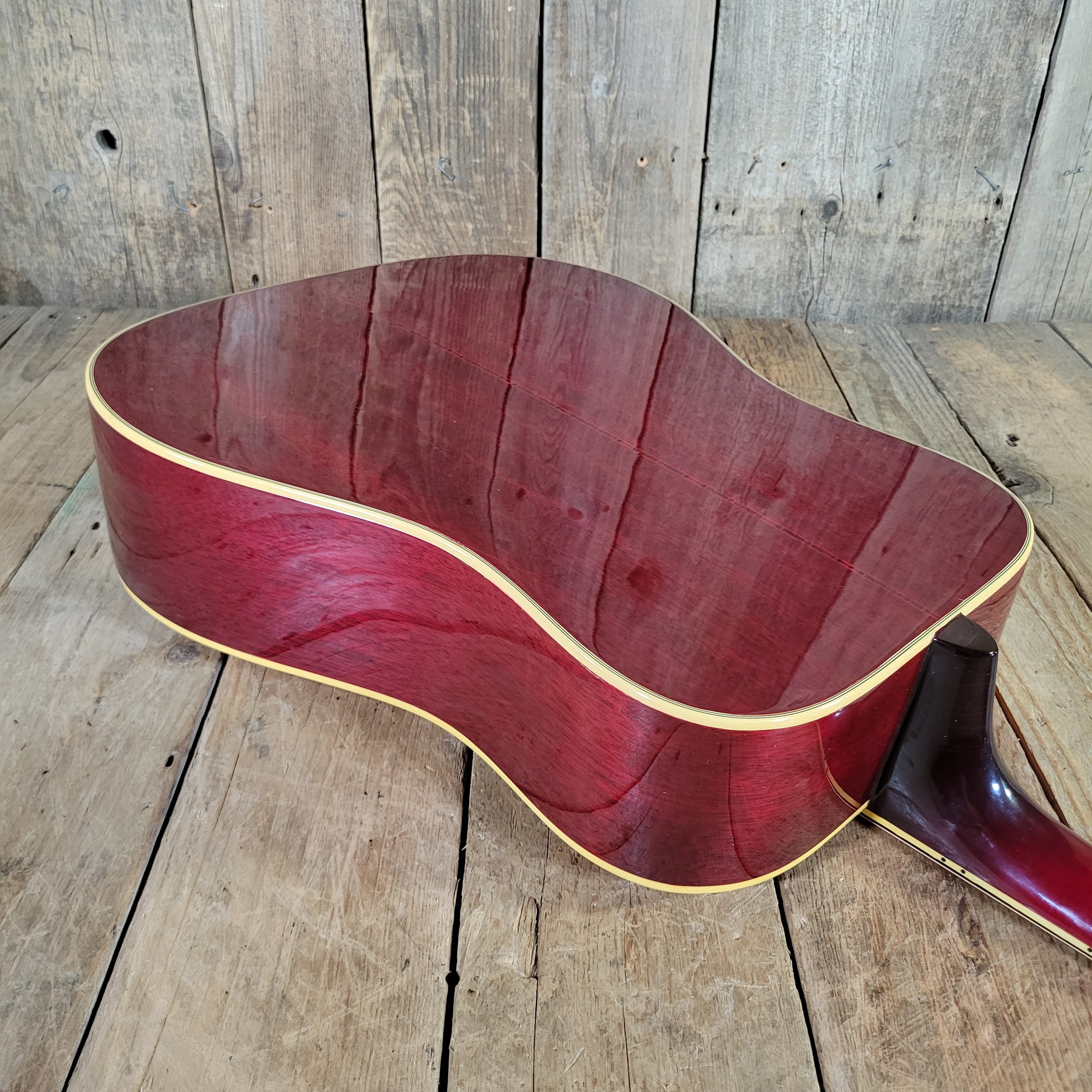 Gibson 1975 Hummingbird Custom Cherry Sunburst Very Good