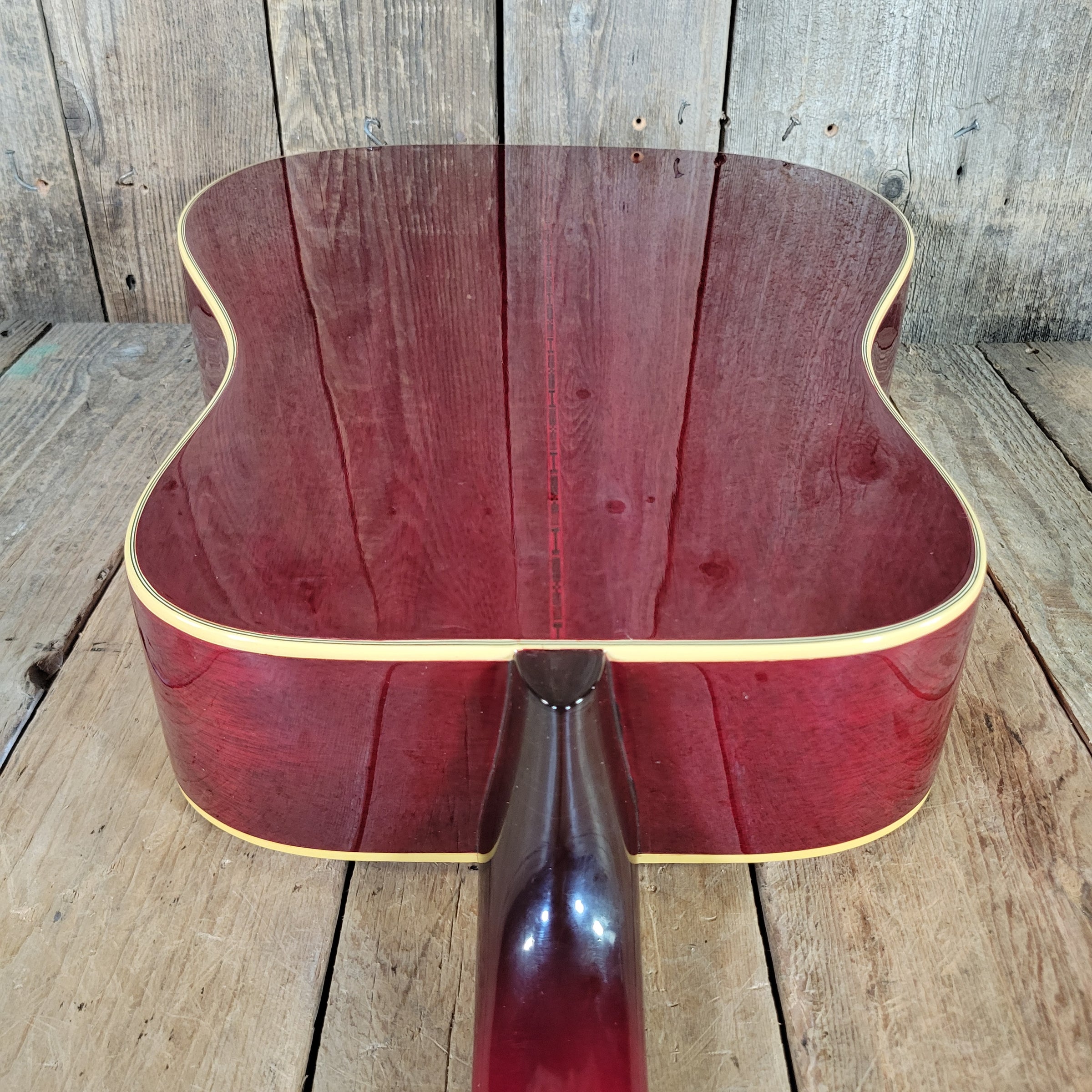 Gibson 1975 Hummingbird Custom Cherry Sunburst Very Good