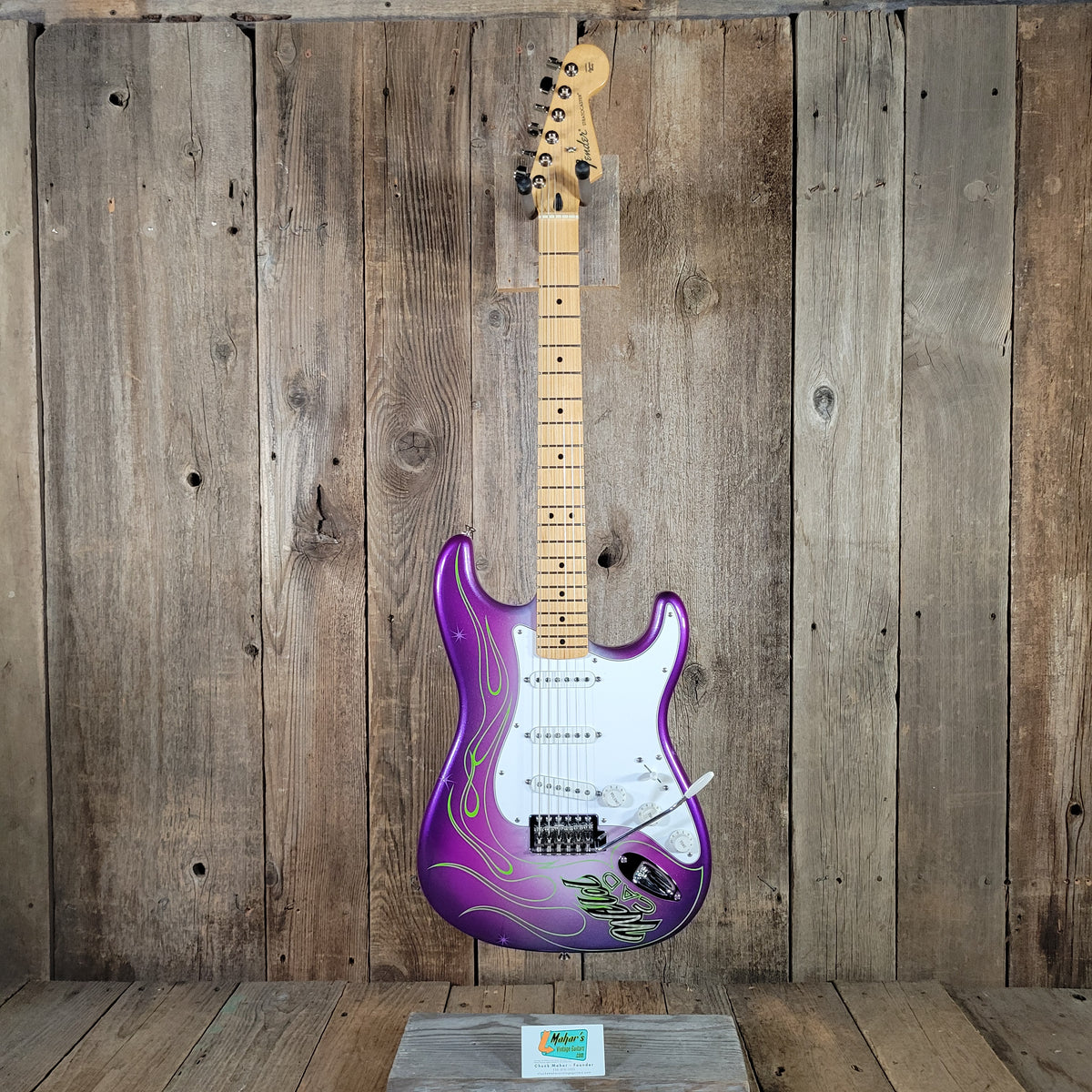 Fender 2010 Stratocaster Gene Winfield Wild Cad Purple Sparkle Hard Case Excellent