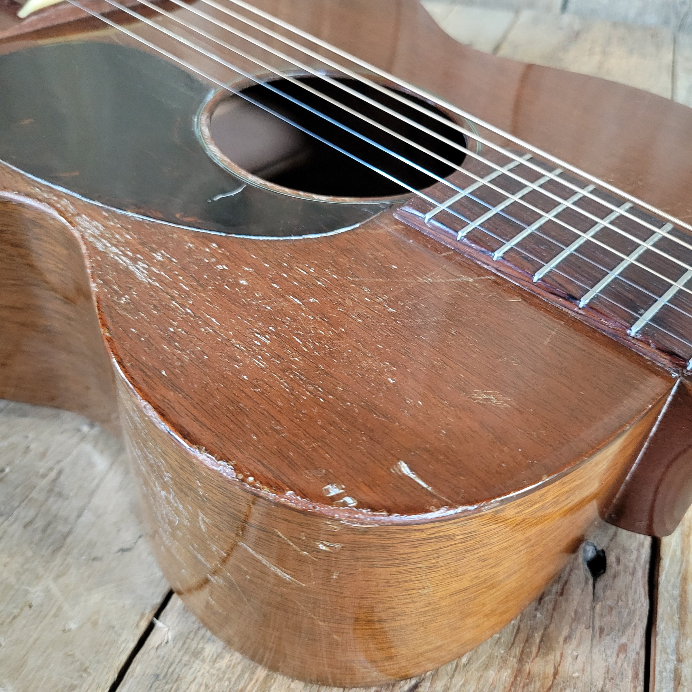 Martin 0-17 1948 w/ Cedar Creek case Excellent