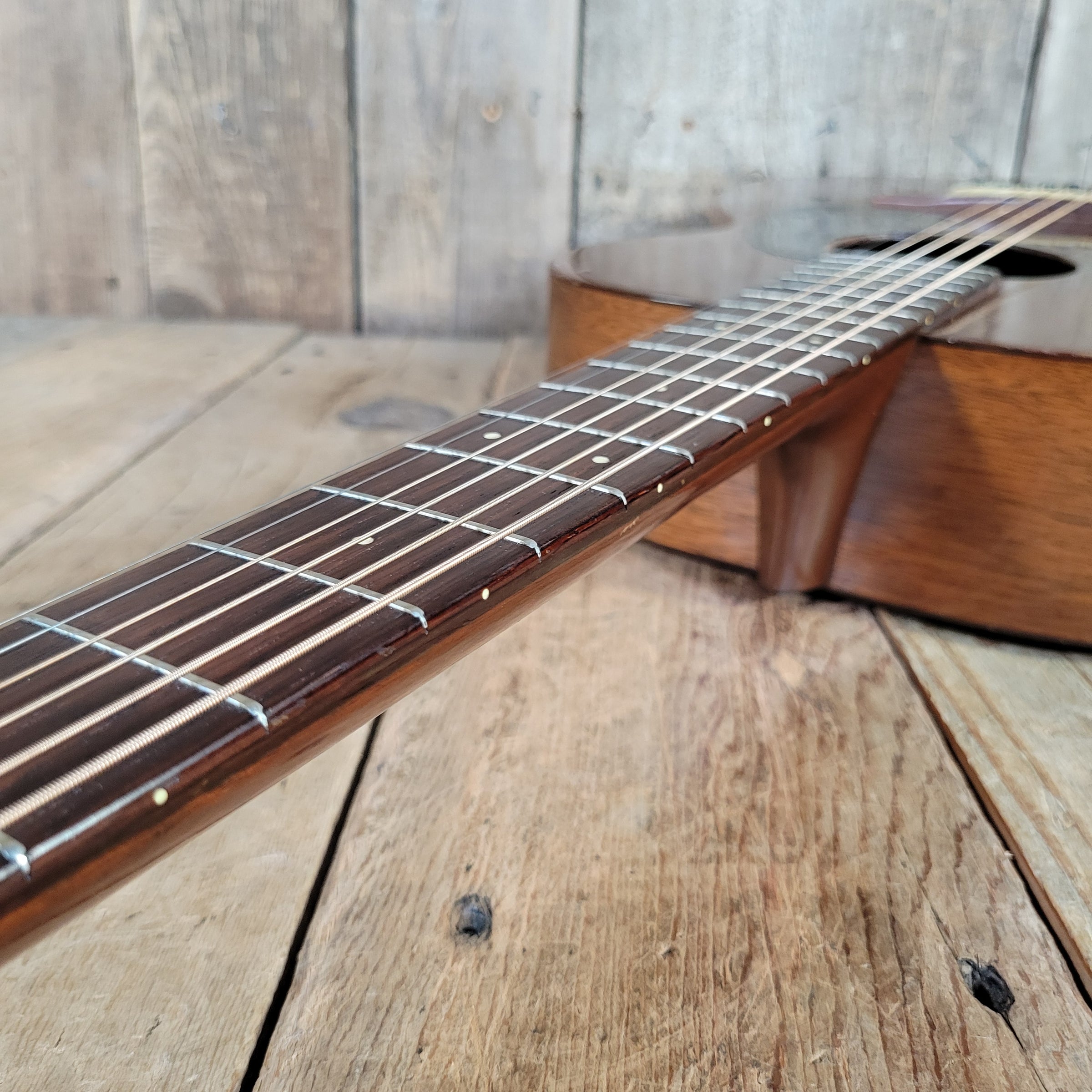 Martin 0-17 1948 w/ Cedar Creek case Excellent