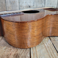 Martin 0-17 1948 w/ Cedar Creek case Excellent