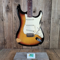 Fender 1969 Stratocaster Sunburst w/ original case Excellent