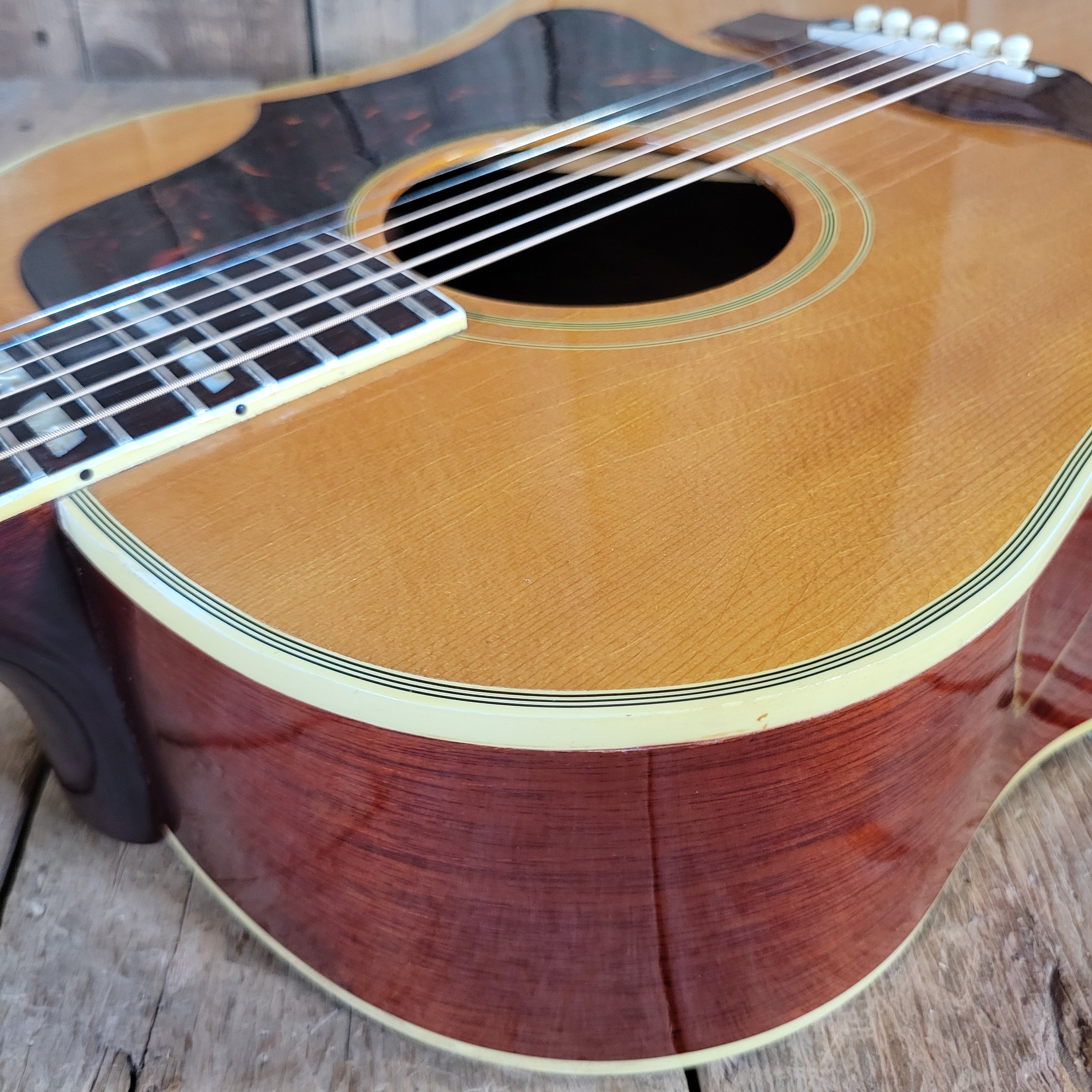 Gibson 1960 Country Western Natural Slope Shoulder w/ Provenance Excellent