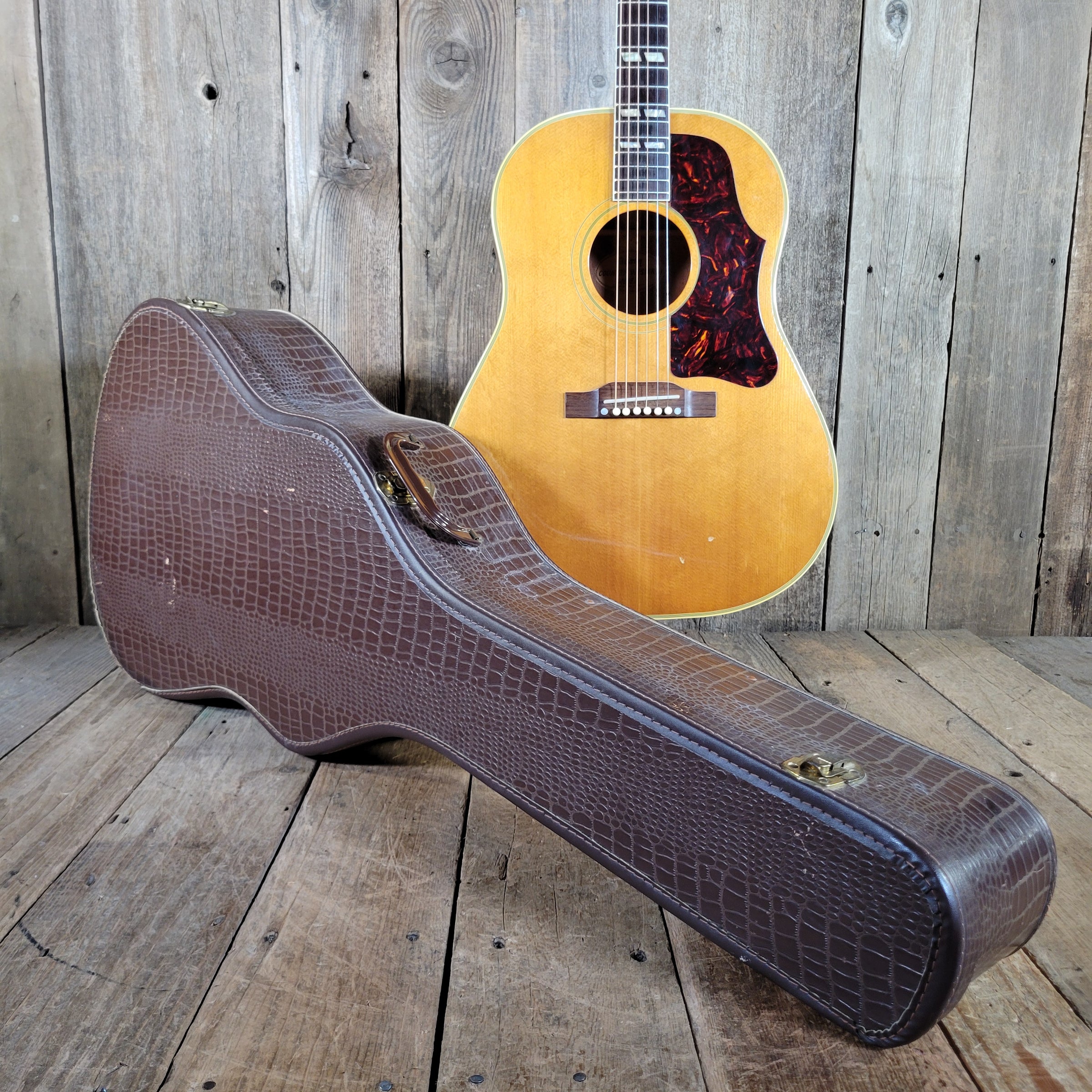 Gibson 1960 Country Western Natural Slope Shoulder w/ Provenance Excellent