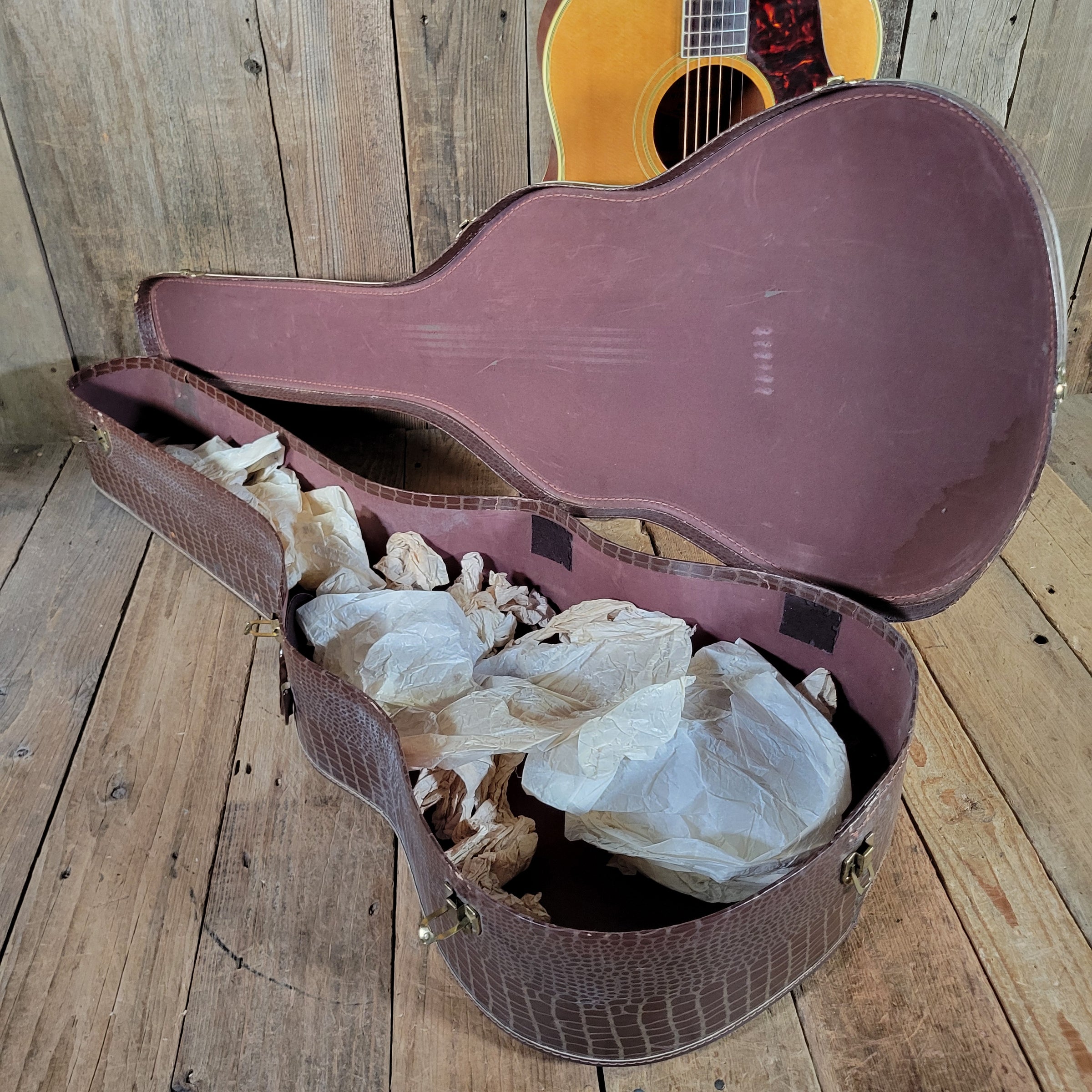 Gibson 1960 Country Western Natural Slope Shoulder w/ Provenance Excellent