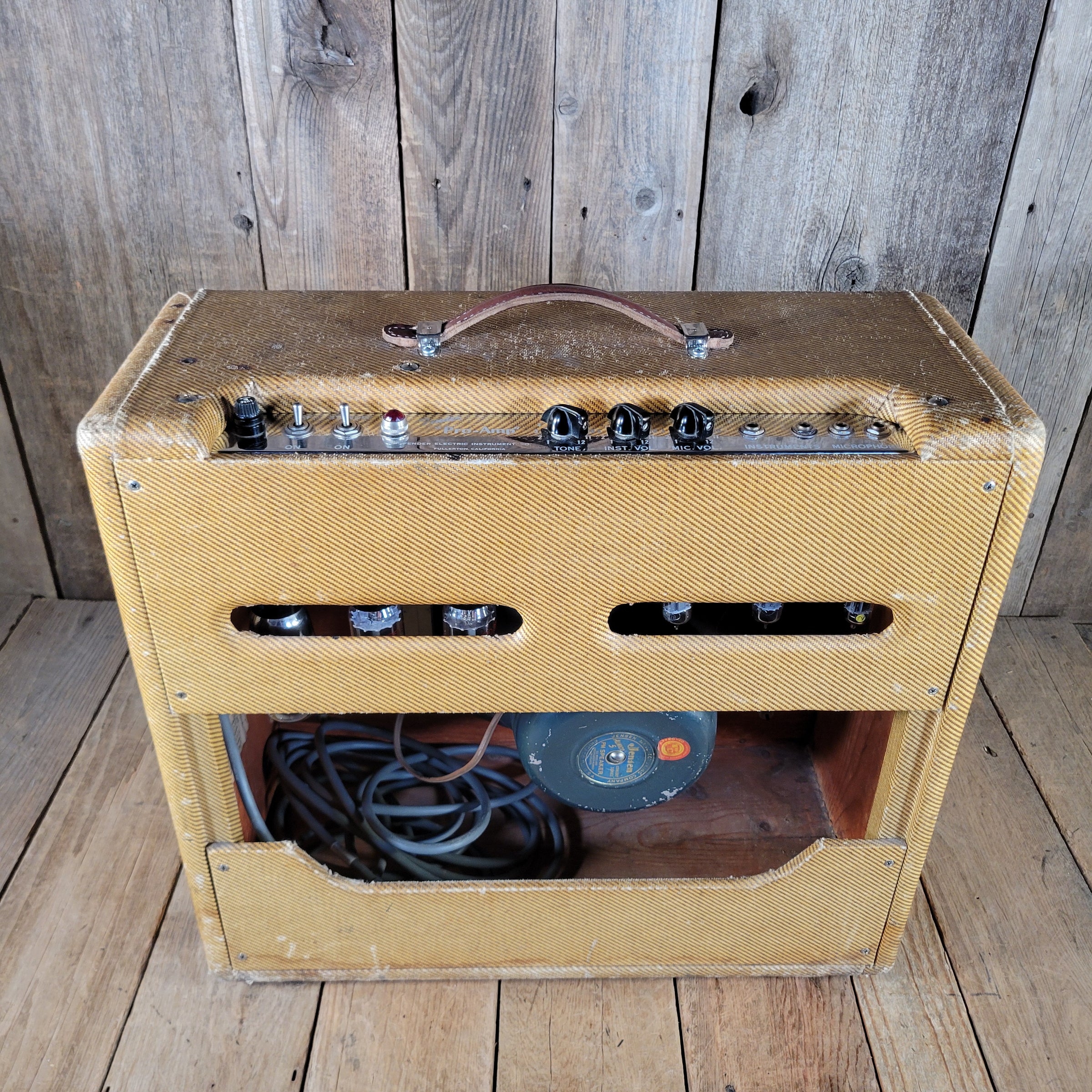 Fender Pro Amp 5D5 Tweed 1954 12AX7 Preamp vs Earlier Octal Preamp