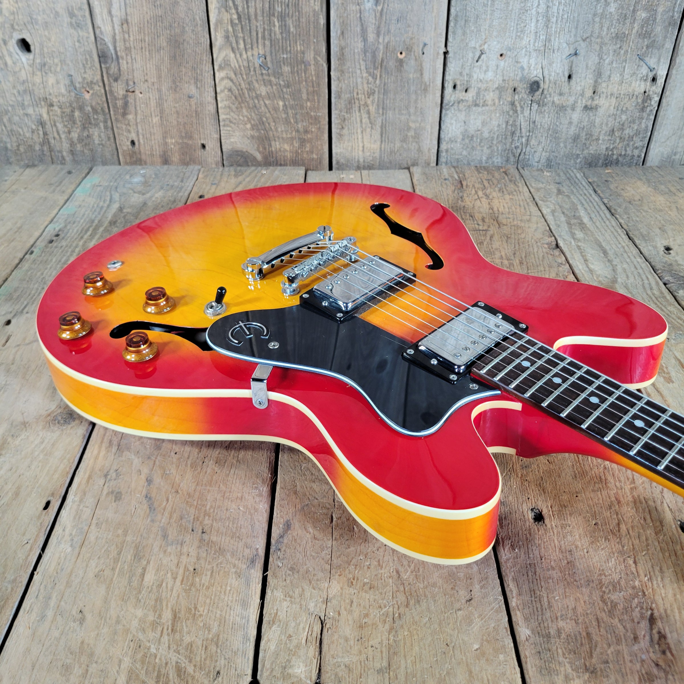 Epiphone 1999 DOT ES-335 Reissue Cherry Sunburst MIK Near Mint