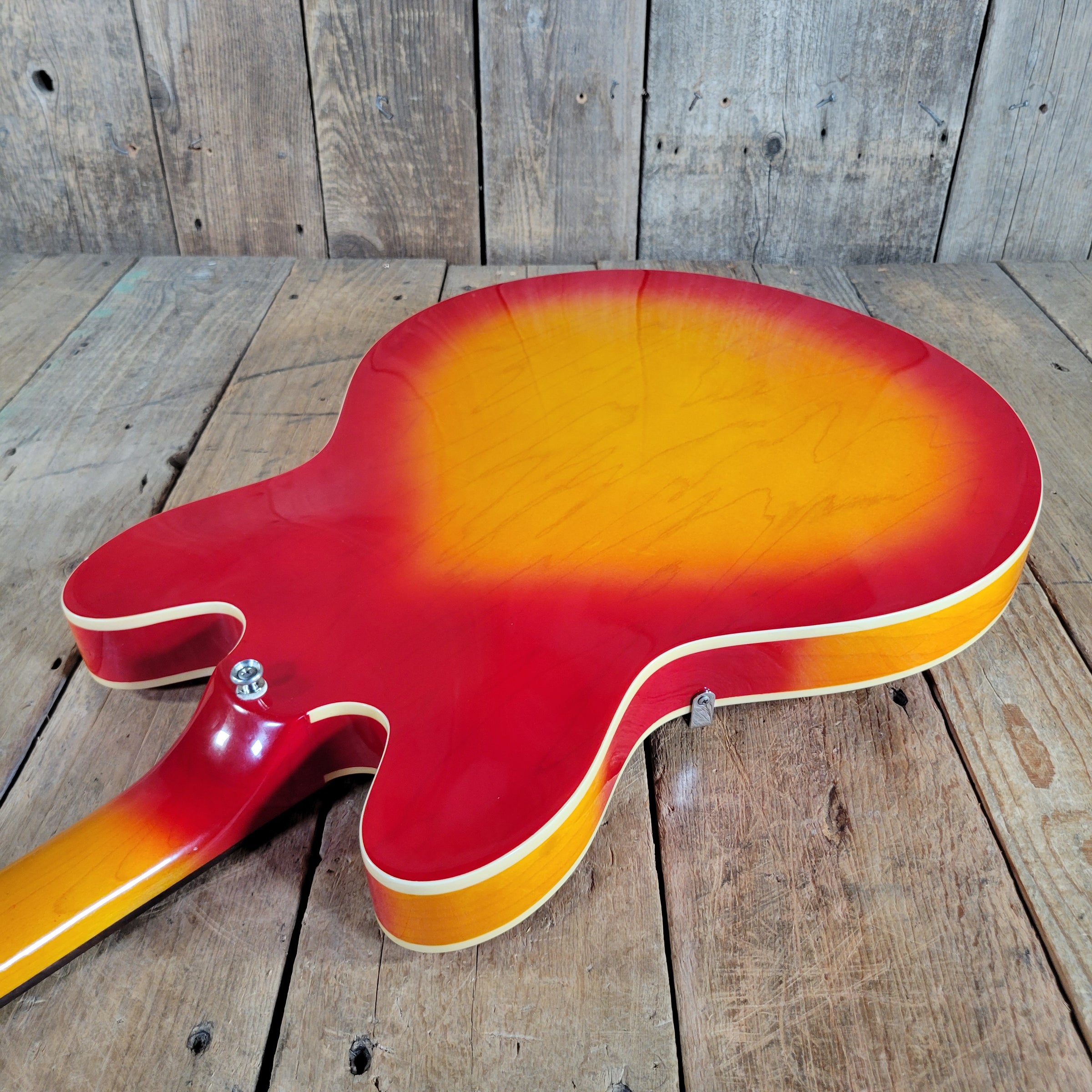 Epiphone 1999 DOT ES-335 Reissue Cherry Sunburst MIK Near Mint