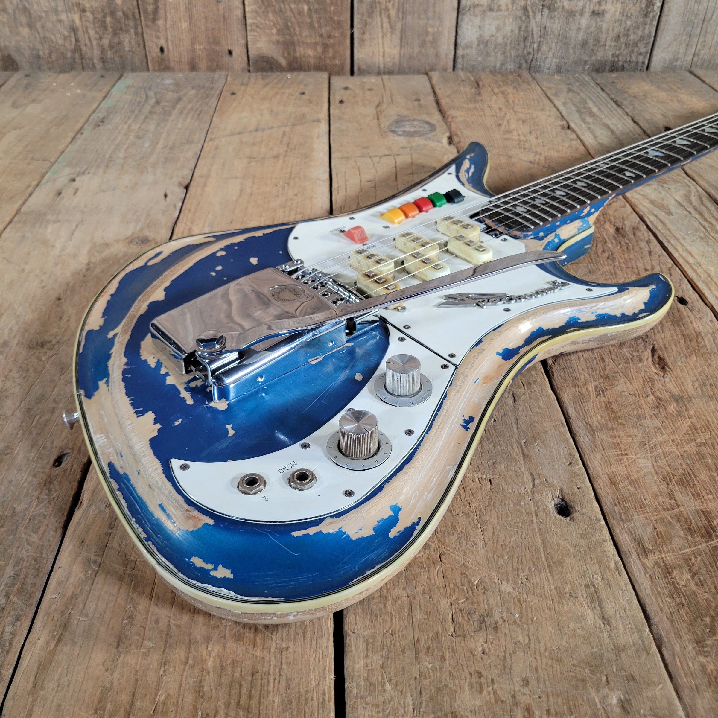 Teisco 1960s Spectrum 5 Metallic Blue Stereo/Mono Z-Coil Good