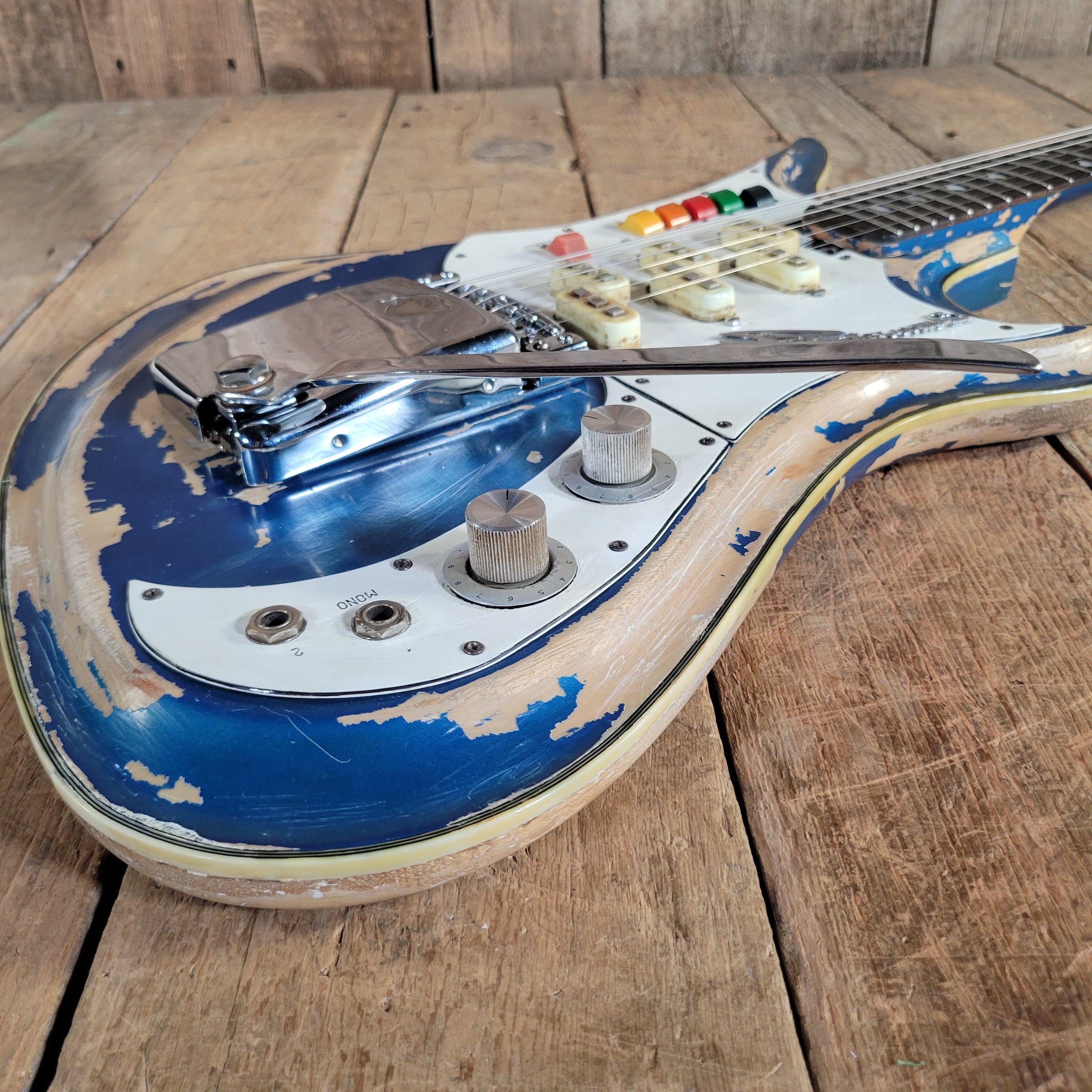 Teisco 1960s Spectrum 5 Metallic Blue Stereo/Mono Z-Coil Good