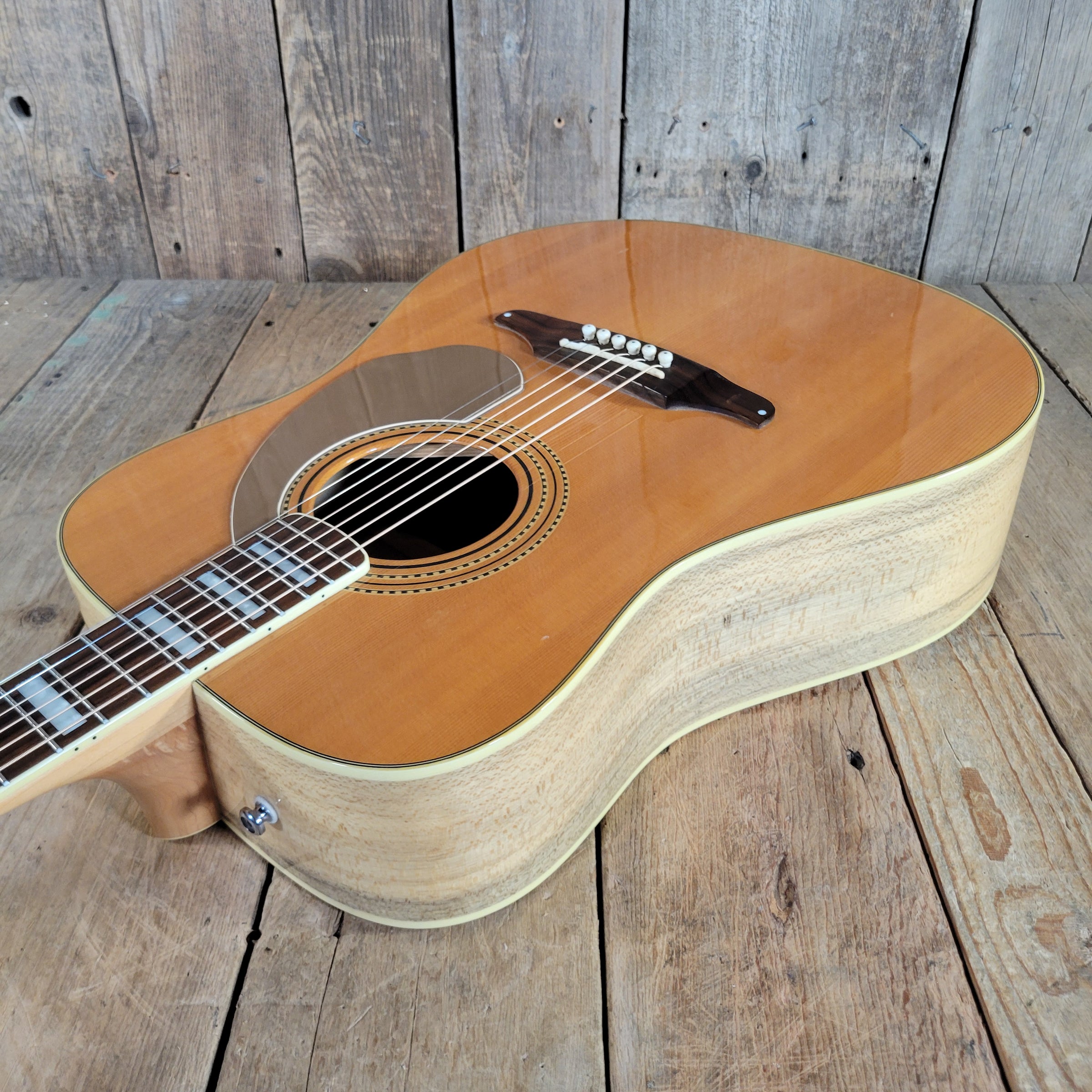 Fender 2012 Elvis Kingman Dreadnought Natural Wildwood