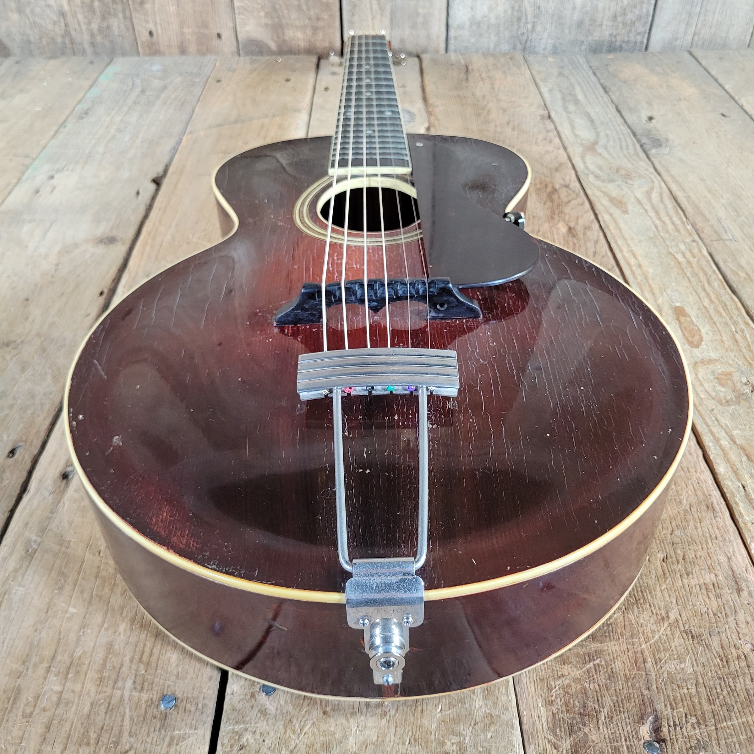 Gibson L-3 Acoustic Archtop 1920 Non-Original Tailpiece w/ Chipboard Case