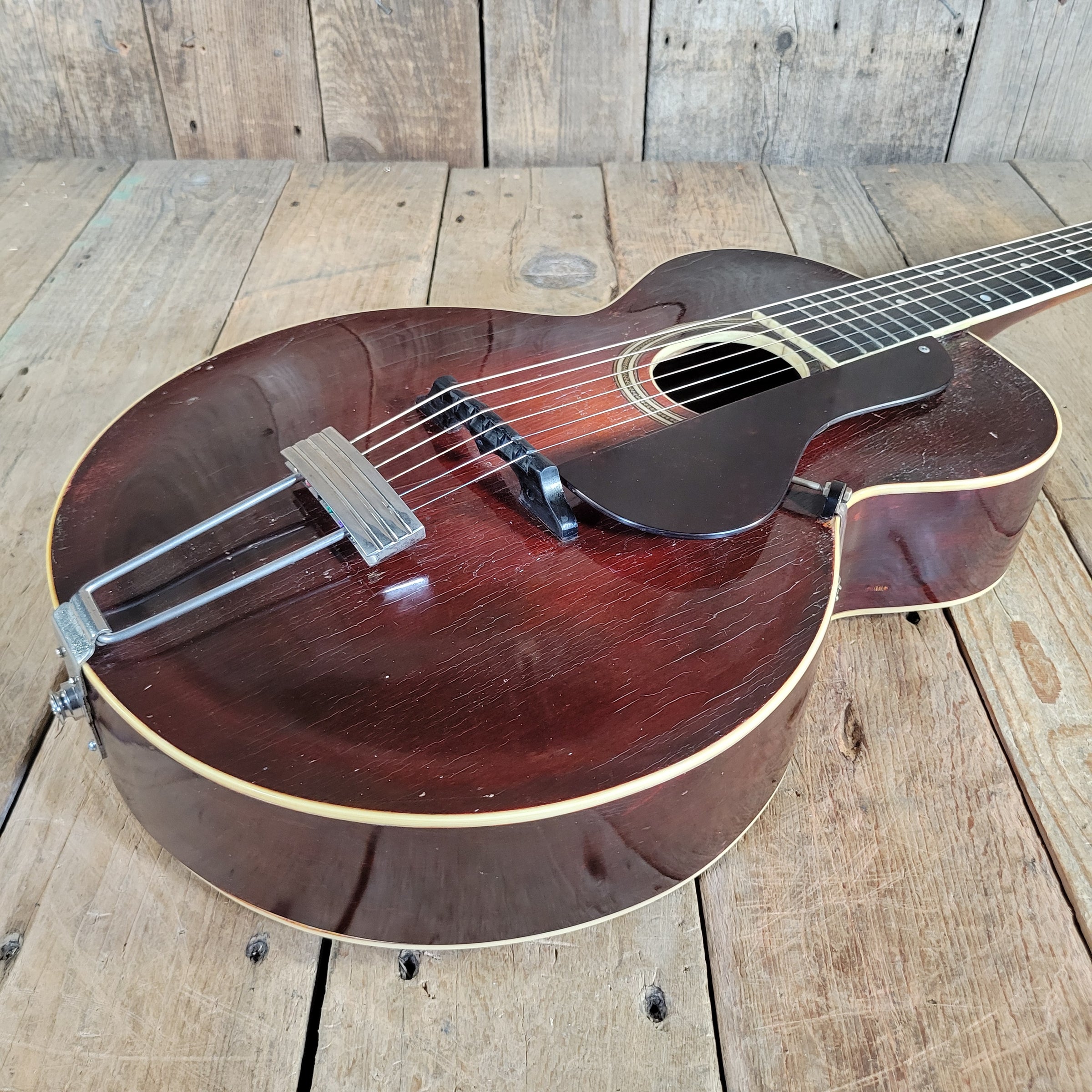 Gibson L-3 Acoustic Archtop 1920 Non-Original Tailpiece w/ Chipboard Case
