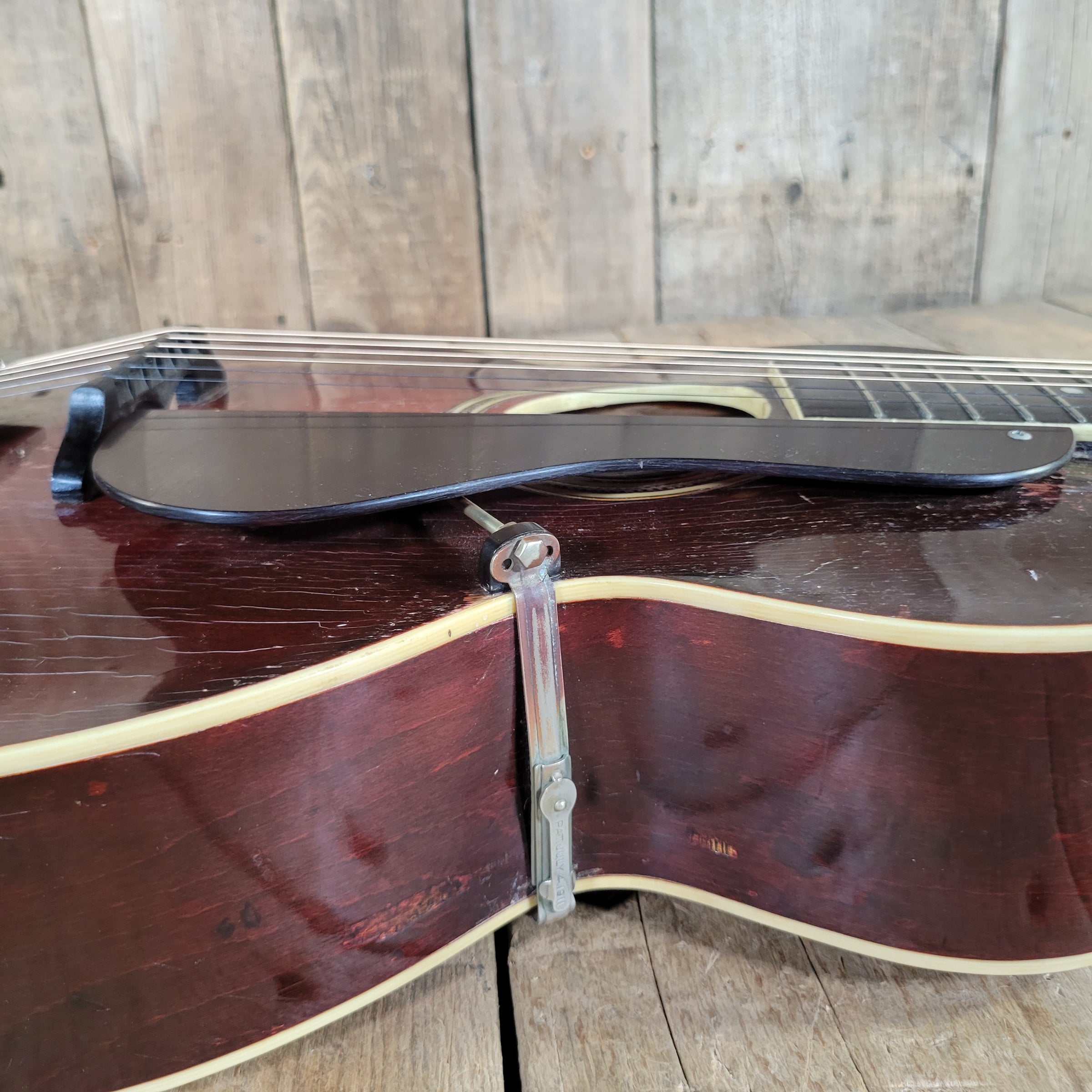 Gibson L-3 Acoustic Archtop 1920 Non-Original Tailpiece w/ Chipboard Case