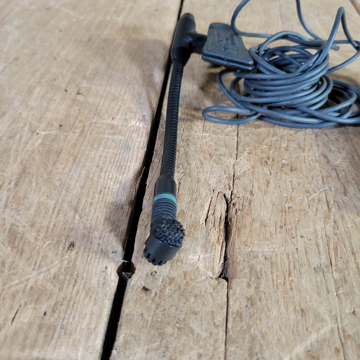 AKG C409 Wind Instrument Mic Without Clip