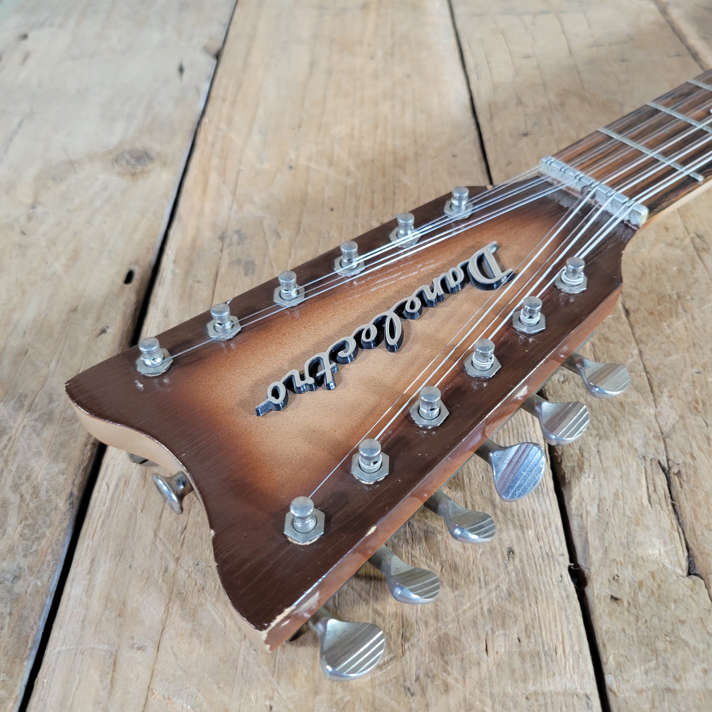 Danelectro Bellzouki 7010 Single Pickup 12-String w/ gig bag Excellent
