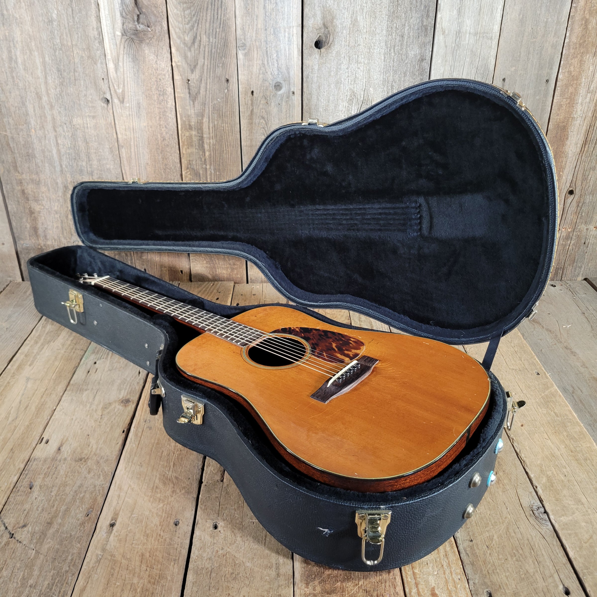 Martin 1945 D-18 Restored Vintage Player's Guitar, Very Good
