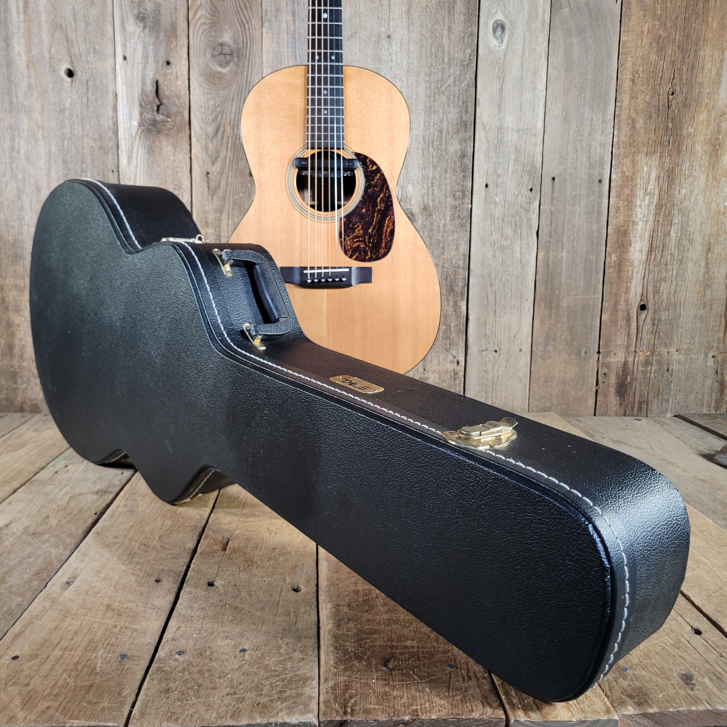Martin 2001 000-16 SGT Slot Head Acoustic w/TKL Case