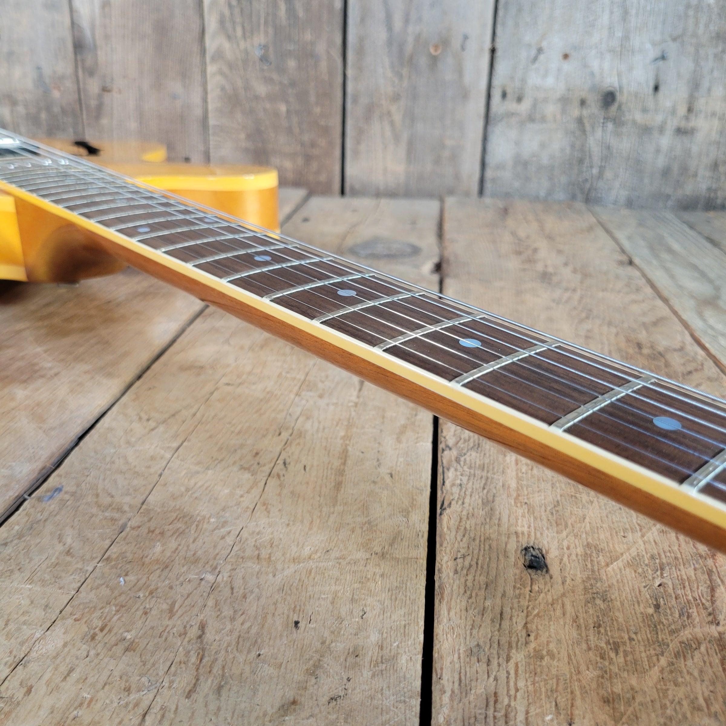 Gibson 1982 ES-335 Dot Reissue Blonde Mint