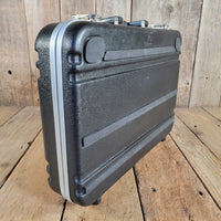 Ibanez TLC Tone-Lok 3-Pedal Board Suitcase Excellent