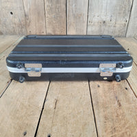 Ibanez TLC Tone-Lok 3-Pedal Board Suitcase Excellent