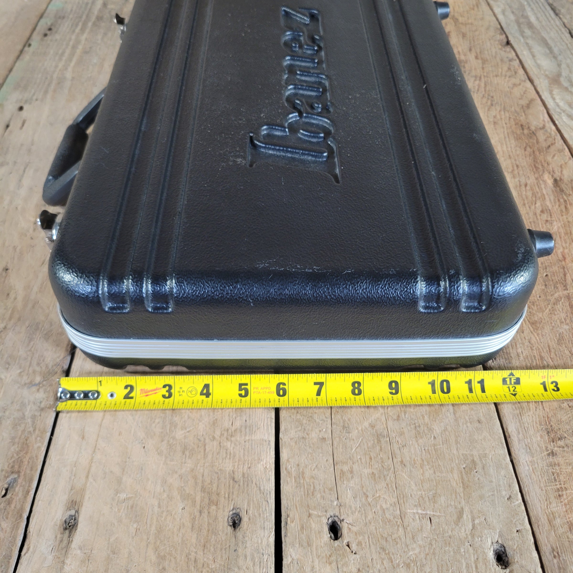 Ibanez TLC Tone-Lok 3-Pedal Board Suitcase Excellent
