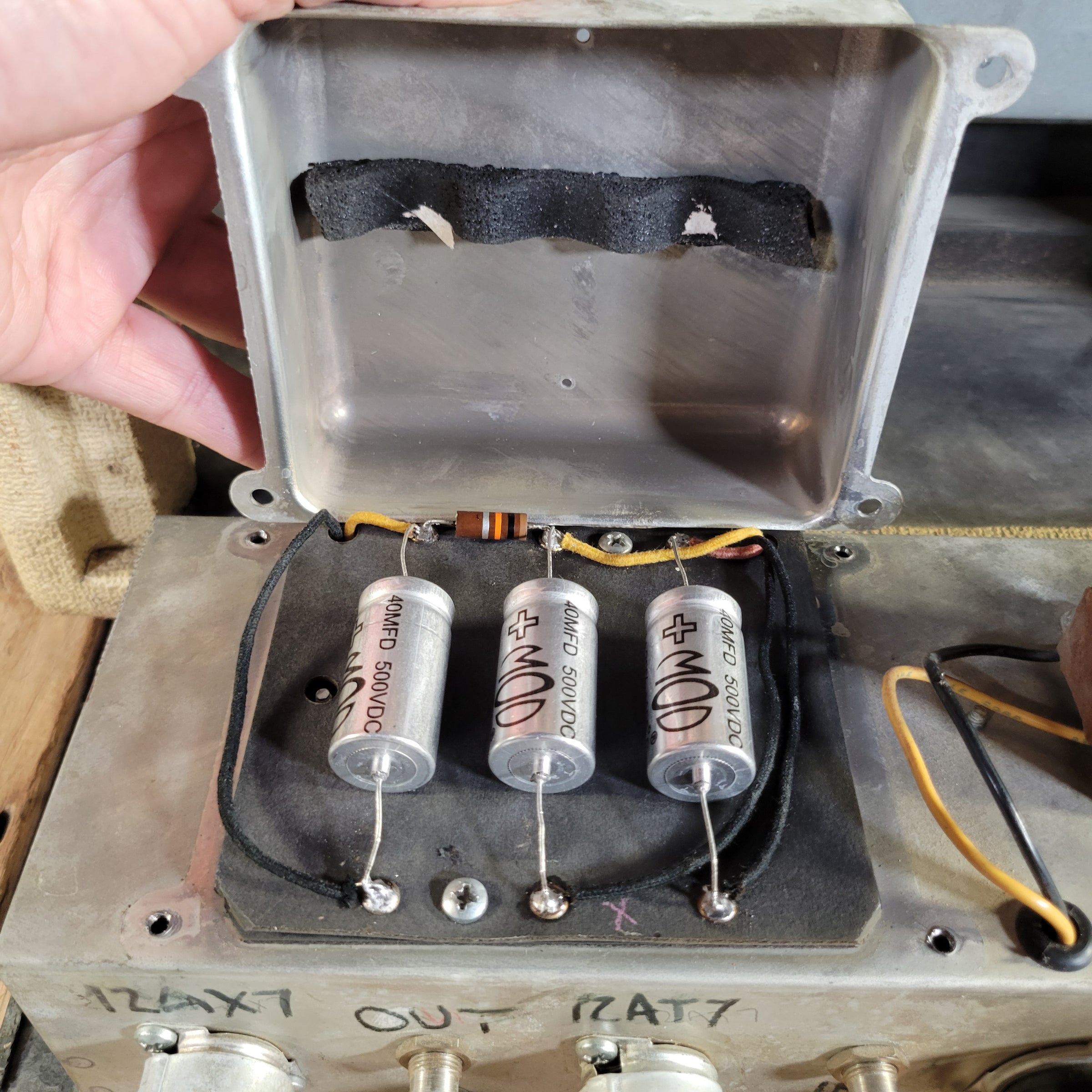 Fender Reverb Unit 6G15 1963 Rough White Tolex