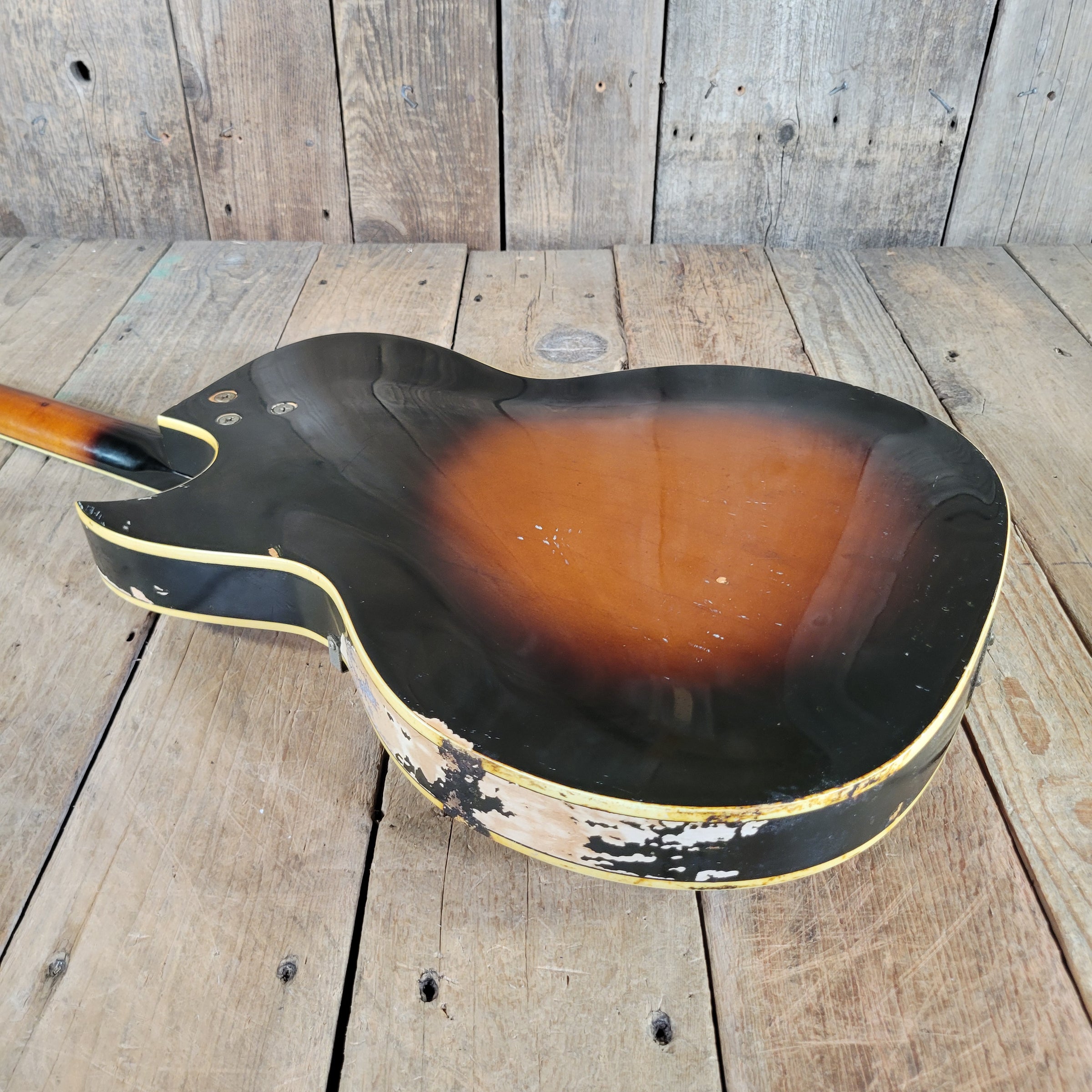 Kay 1960s Speed Demon P-3 Sunburst w/ Case