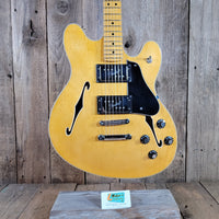 Fender 2017 Starcaster Mint Condition