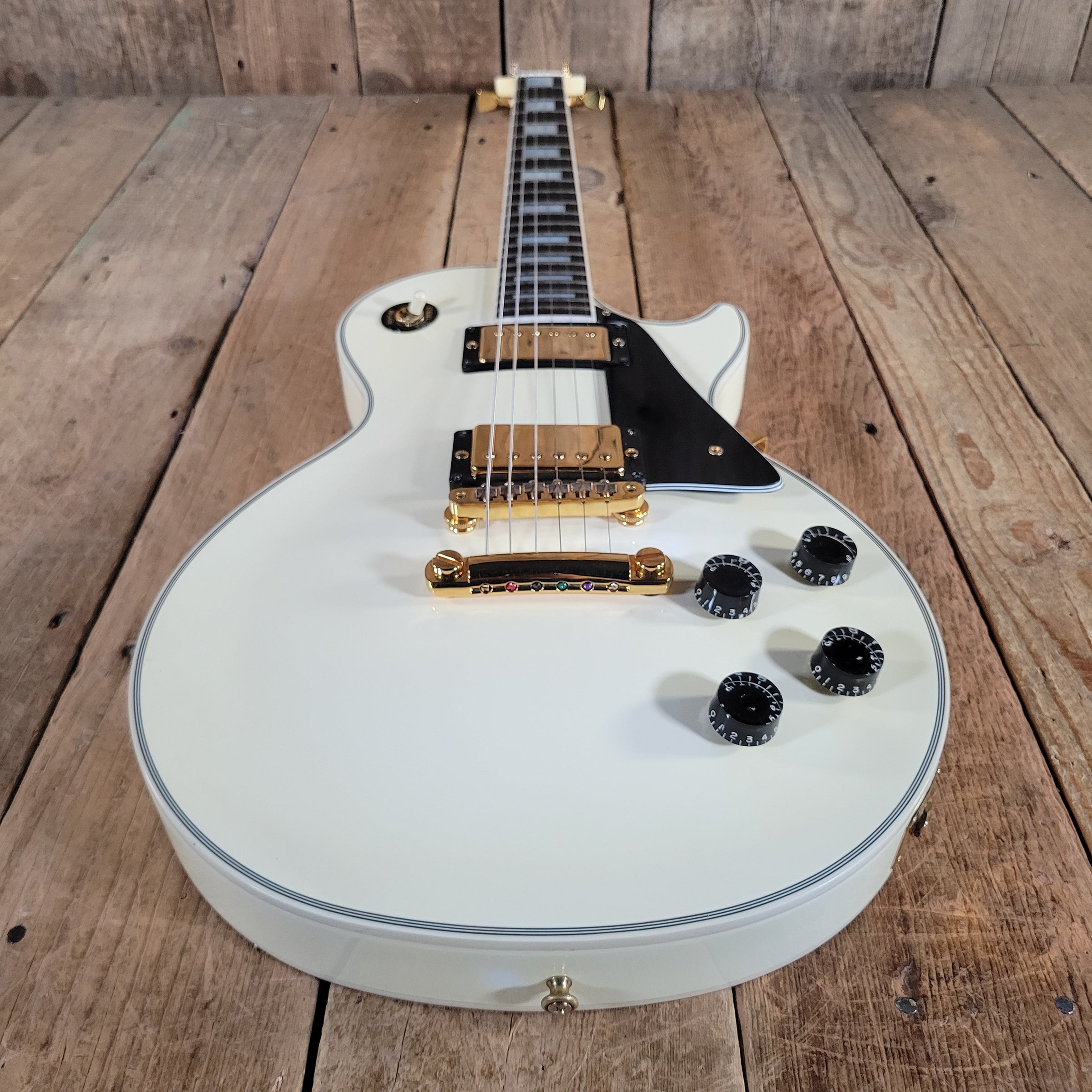 Gibson 1989 Les Paul Custom Alpine White w/ Original Case Near Mint