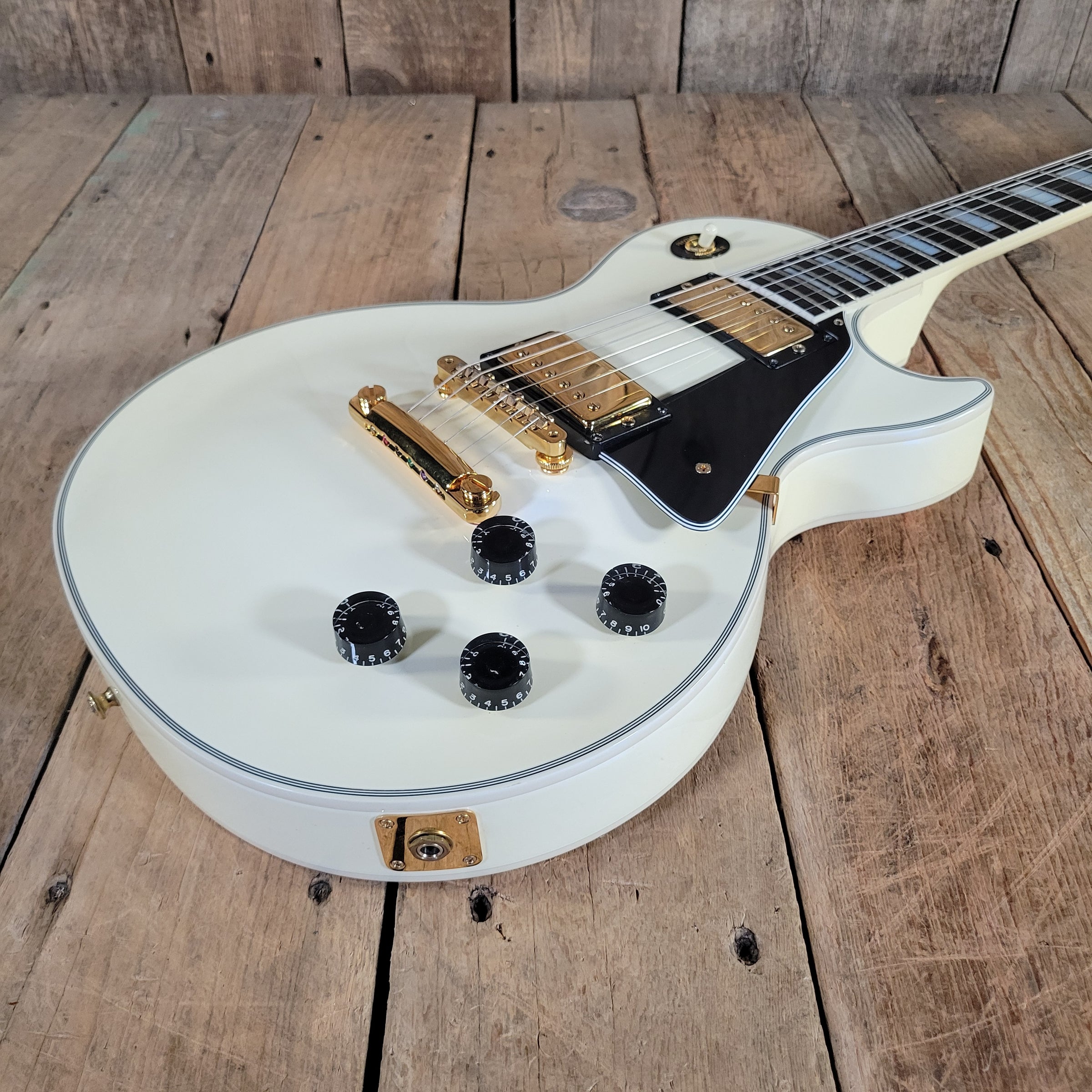 Gibson 1989 Les Paul Custom Alpine White w/ Original Case Near Mint