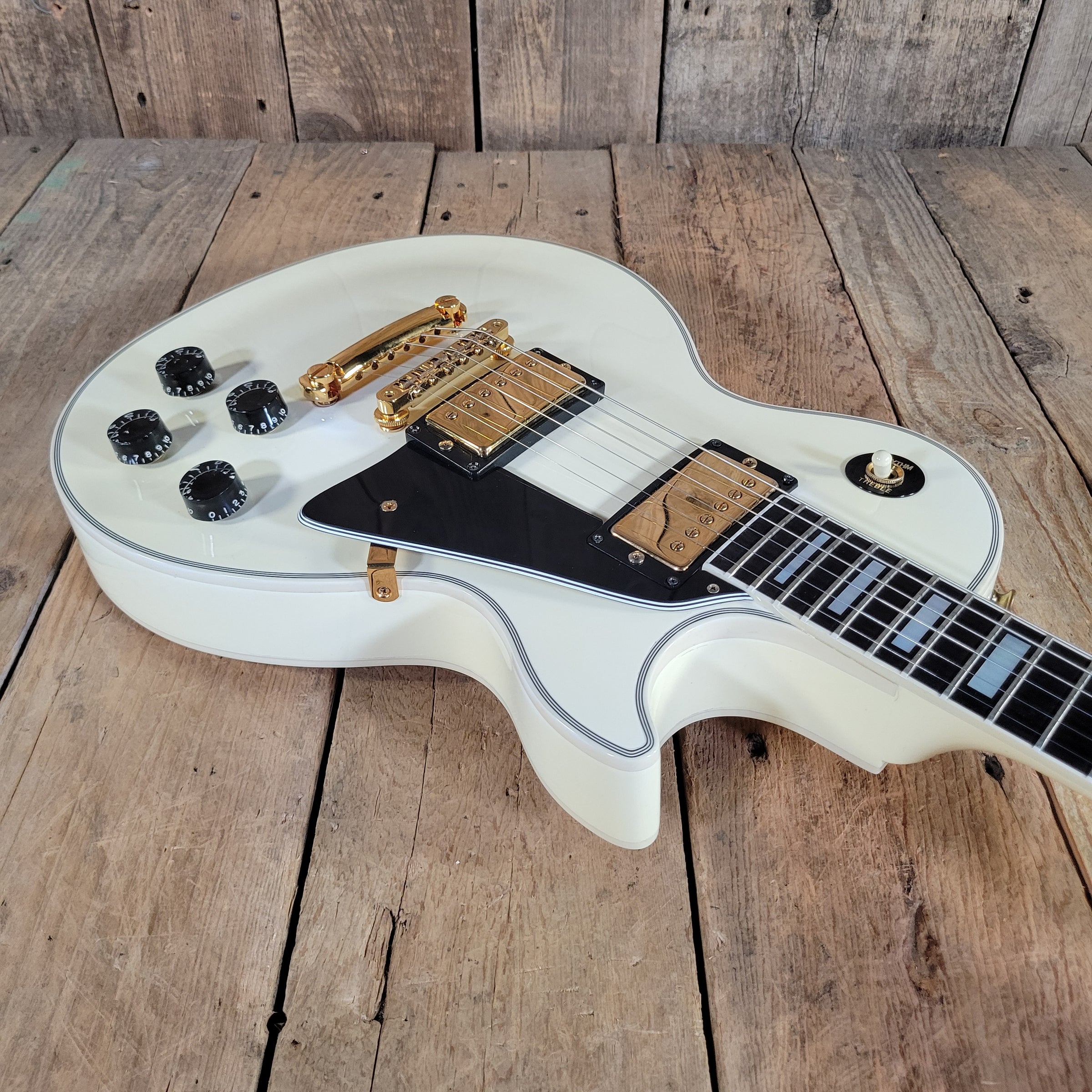 Gibson 1989 Les Paul Custom Alpine White w/ Original Case Near Mint