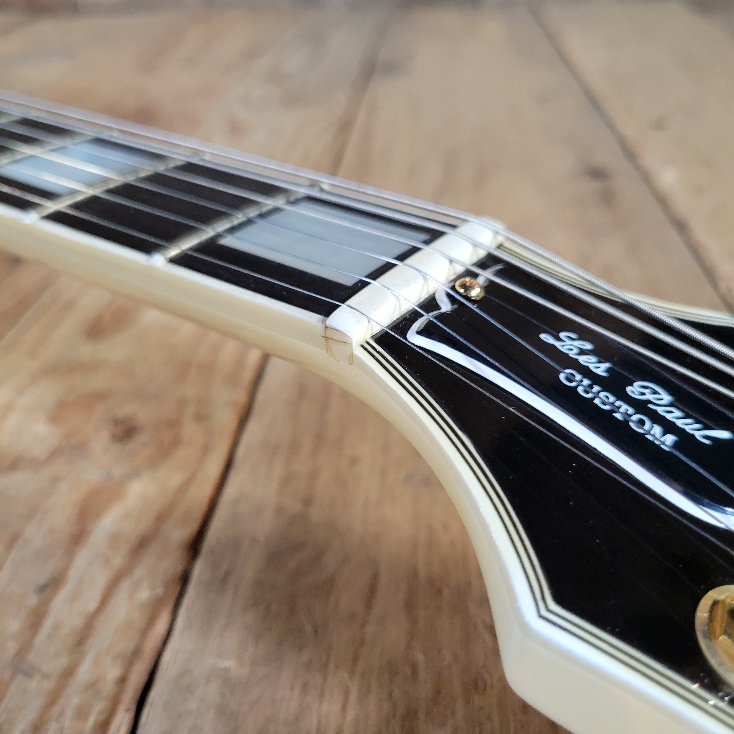 Gibson 1989 Les Paul Custom Alpine White w/ Original Case Near Mint