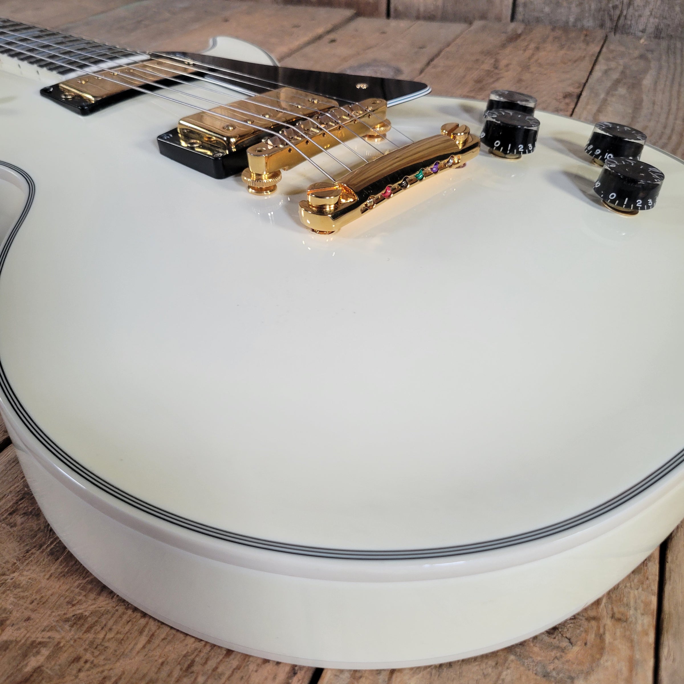 Gibson 1989 Les Paul Custom Alpine White w/ Original Case Near Mint