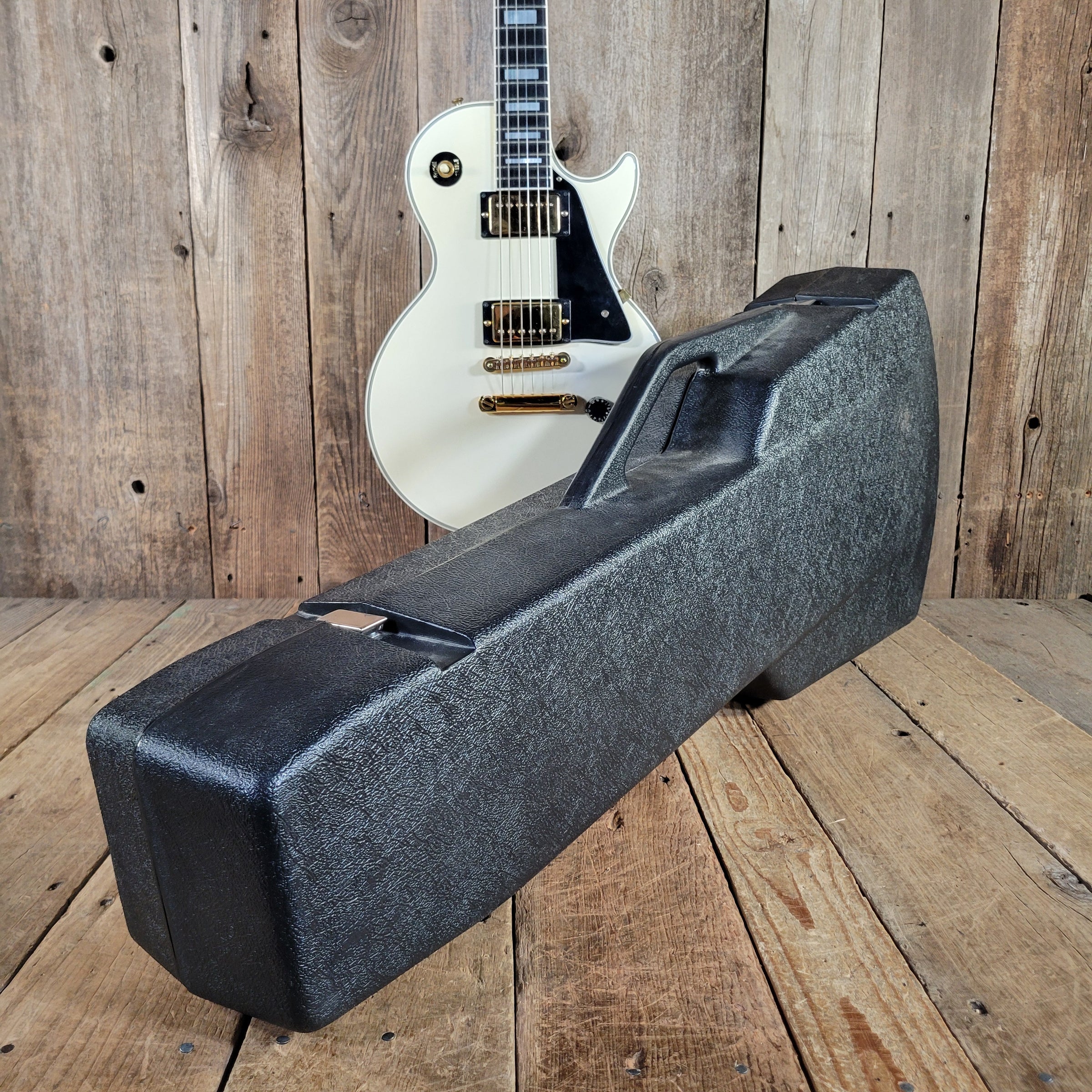 Gibson 1989 Les Paul Custom Alpine White w/ Original Case Near Mint